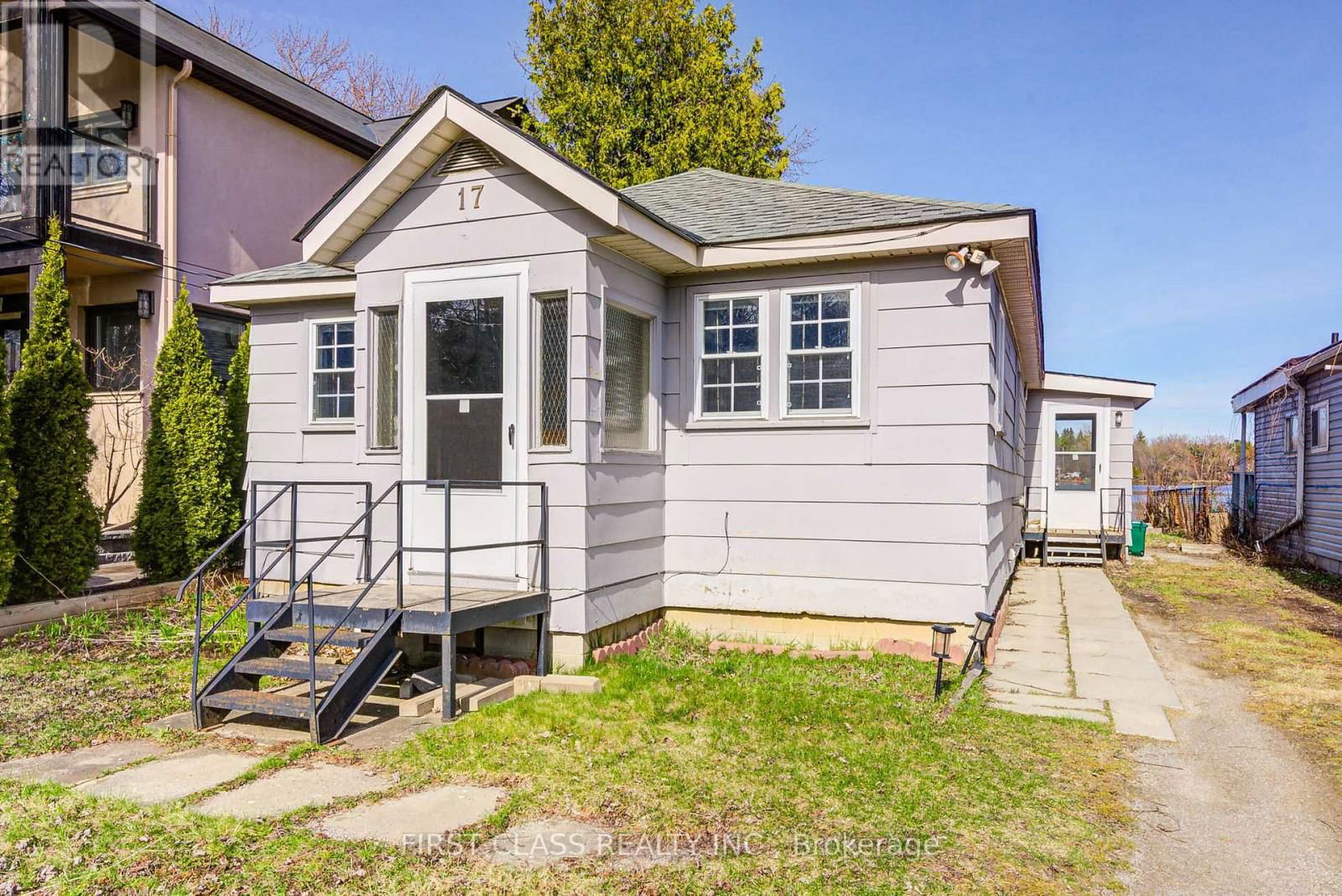 17 WILLOWBANK AVENUE Image 2