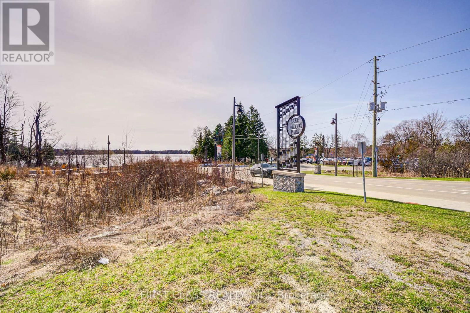 17 WILLOWBANK AVENUE Image 37