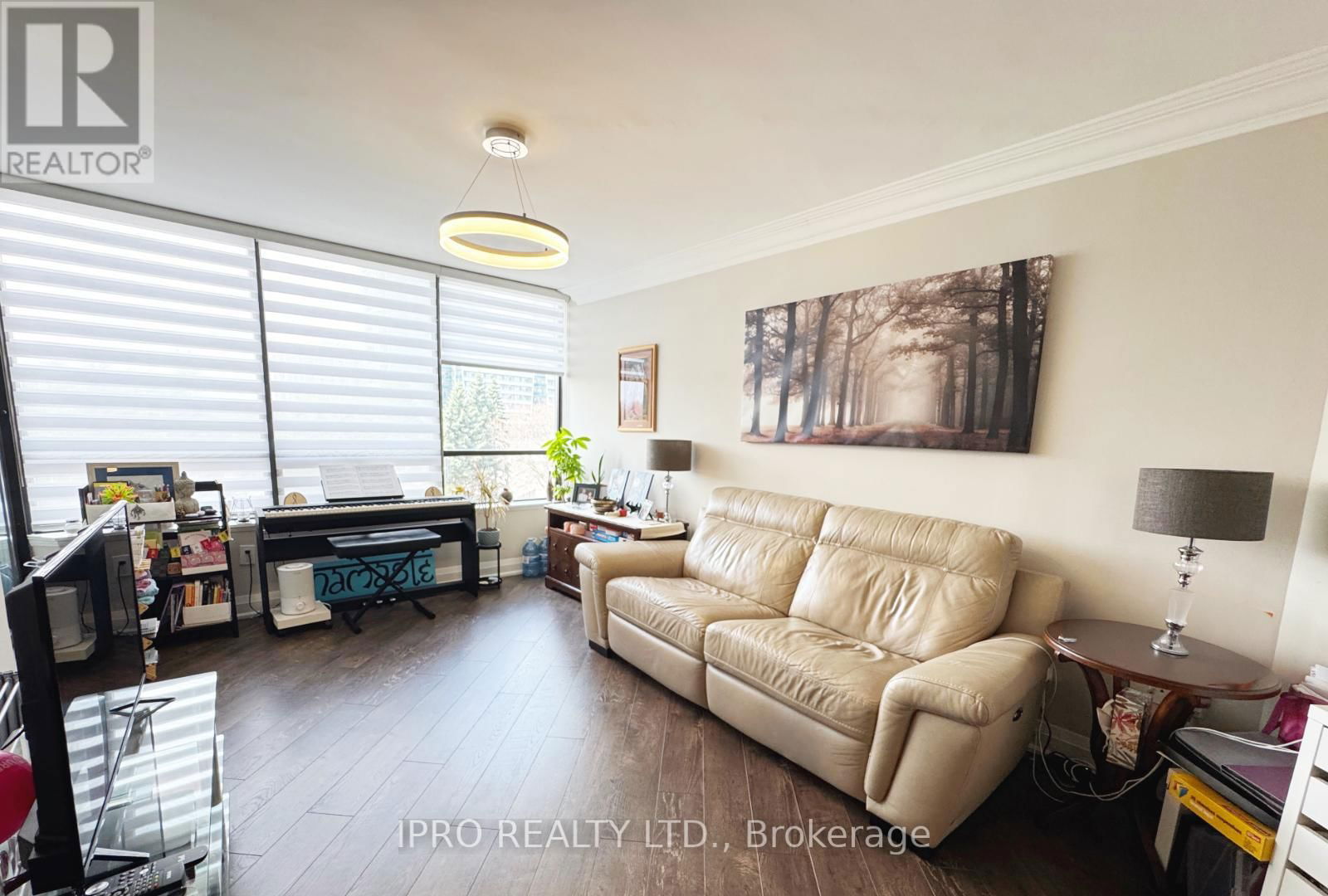 414 - 7420 BATHURST STREET Image 4