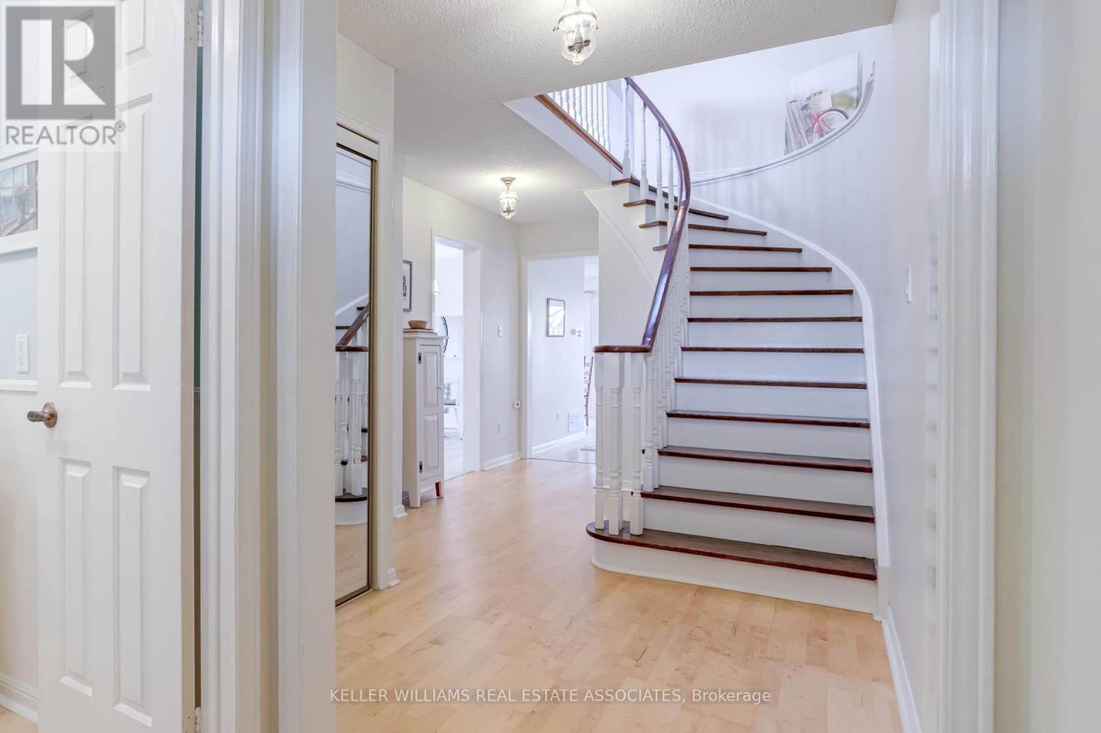 62 STARGELL CRESCENT Image 17