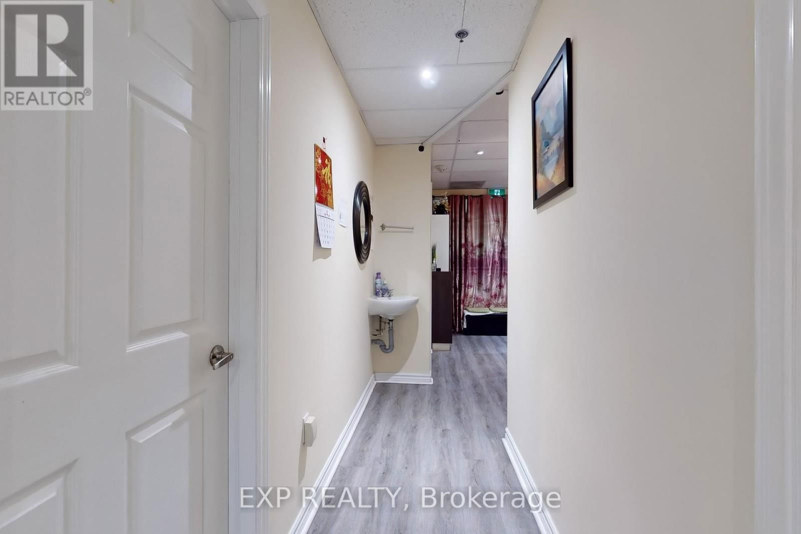15 - 8321 KENNEDY ROAD Image 15