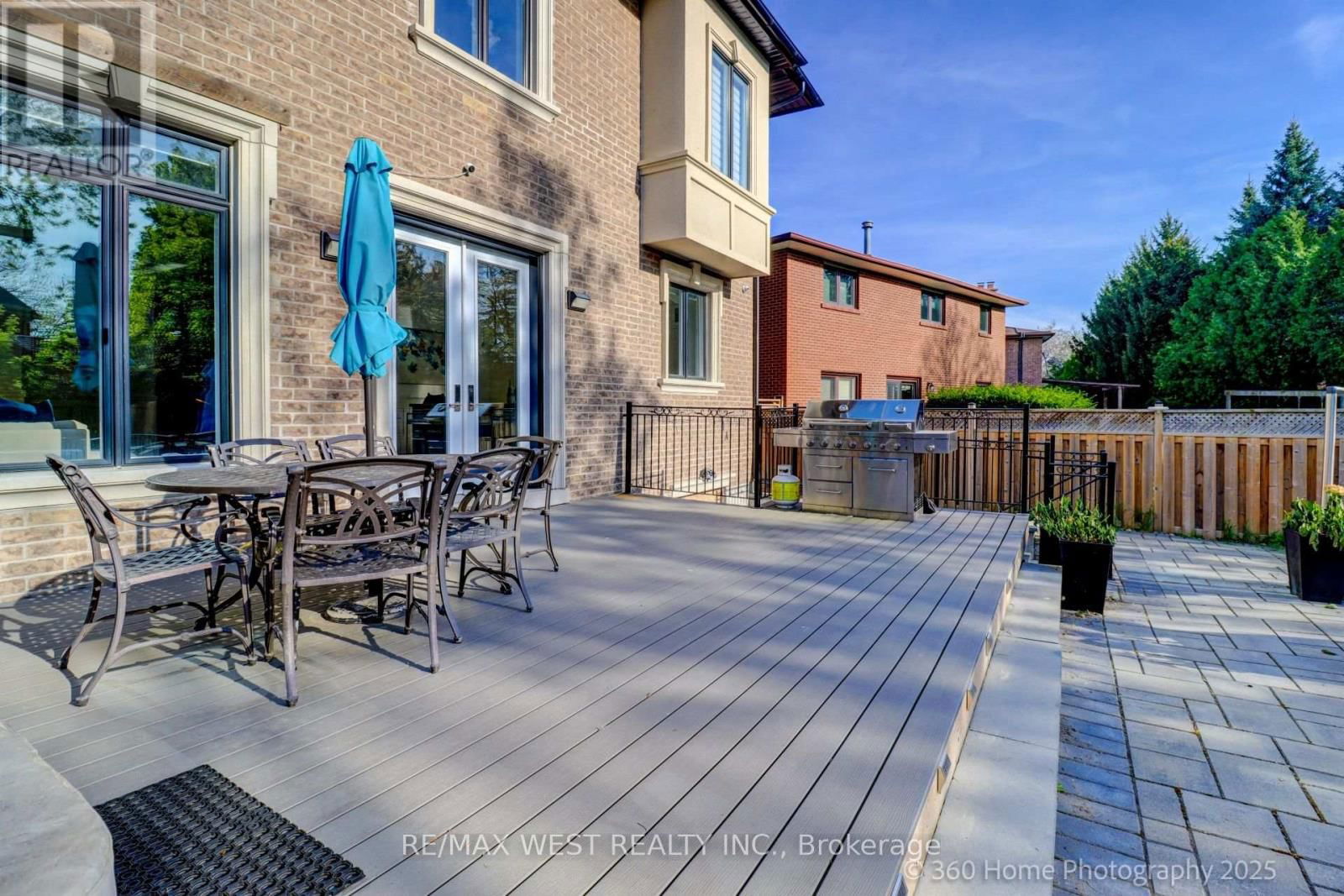 336 PINE TREES COURT WEST Image 48