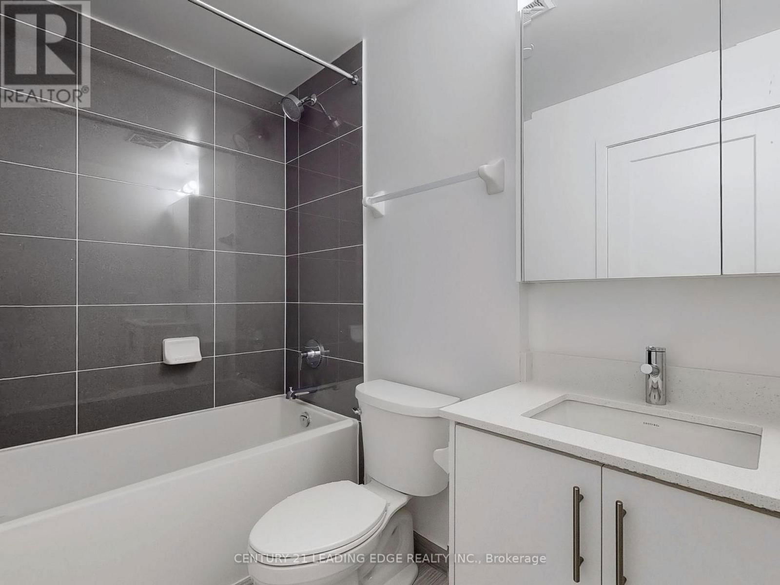 206 - 105 ONEIDA CRESCENT Image 25