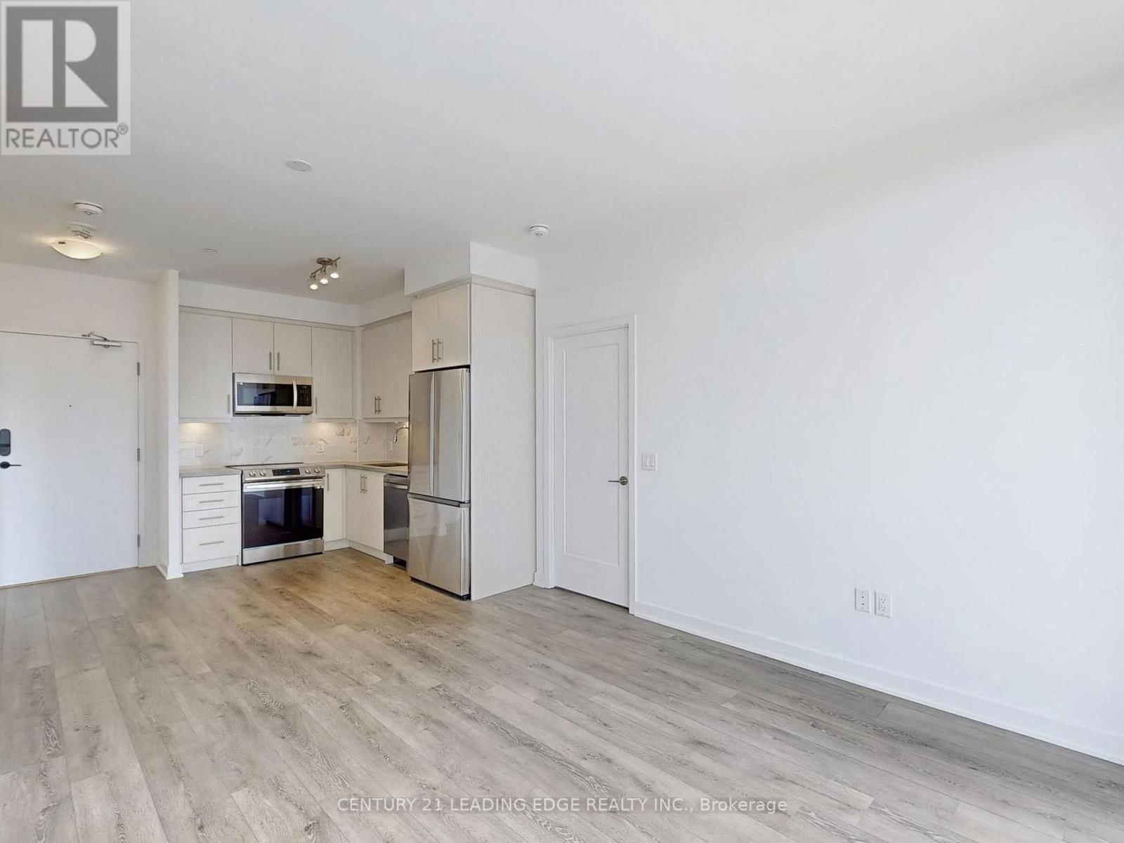 206 - 105 ONEIDA CRESCENT Image 7