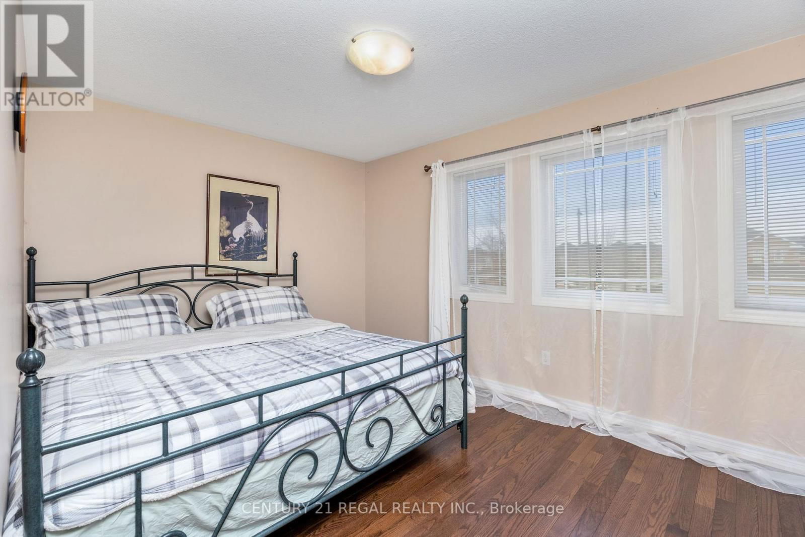 78A KERFOOT CRESCENT Image 22