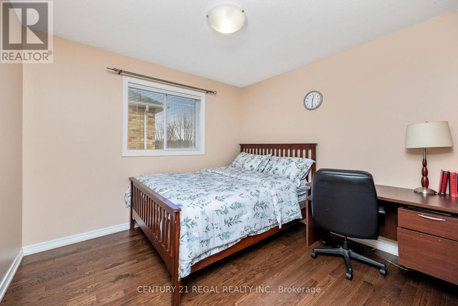 78A KERFOOT CRESCENT Image 26