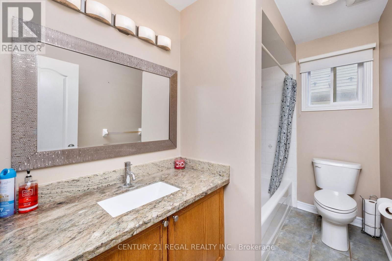 78A KERFOOT CRESCENT Image 28