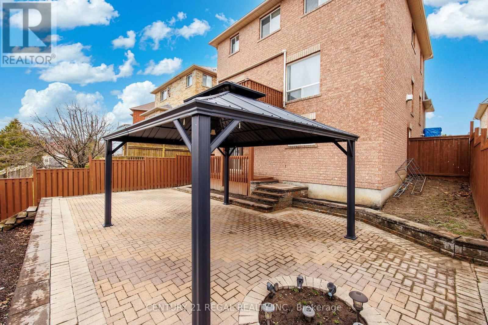 78A KERFOOT CRESCENT Image 31