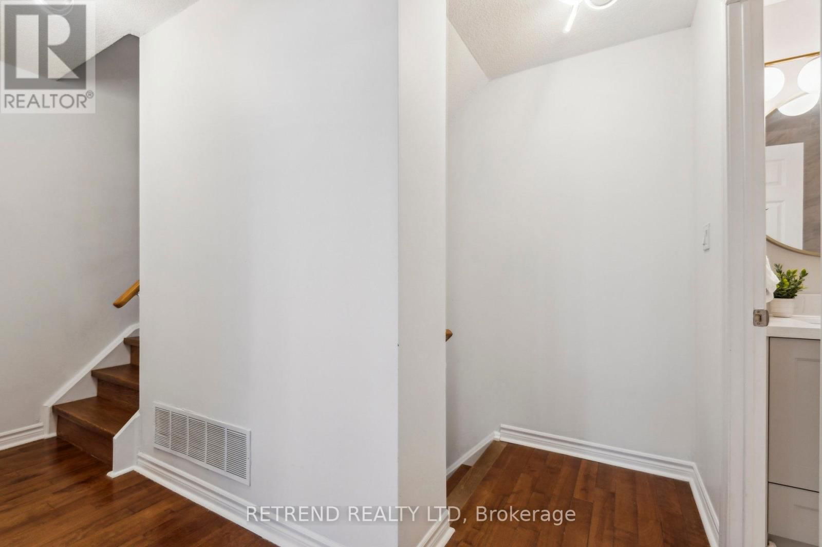 95 - 151 TOWNSGATE DRIVE Image 25