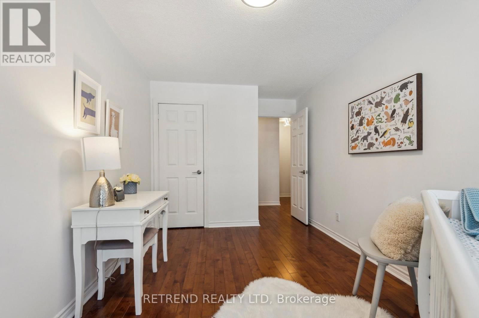 95 - 151 TOWNSGATE DRIVE Image 32