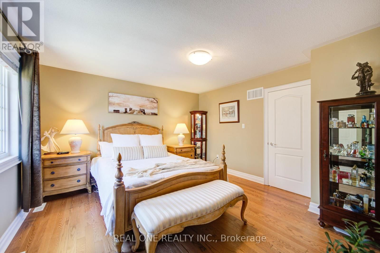 36 BRILL COURT Image 33