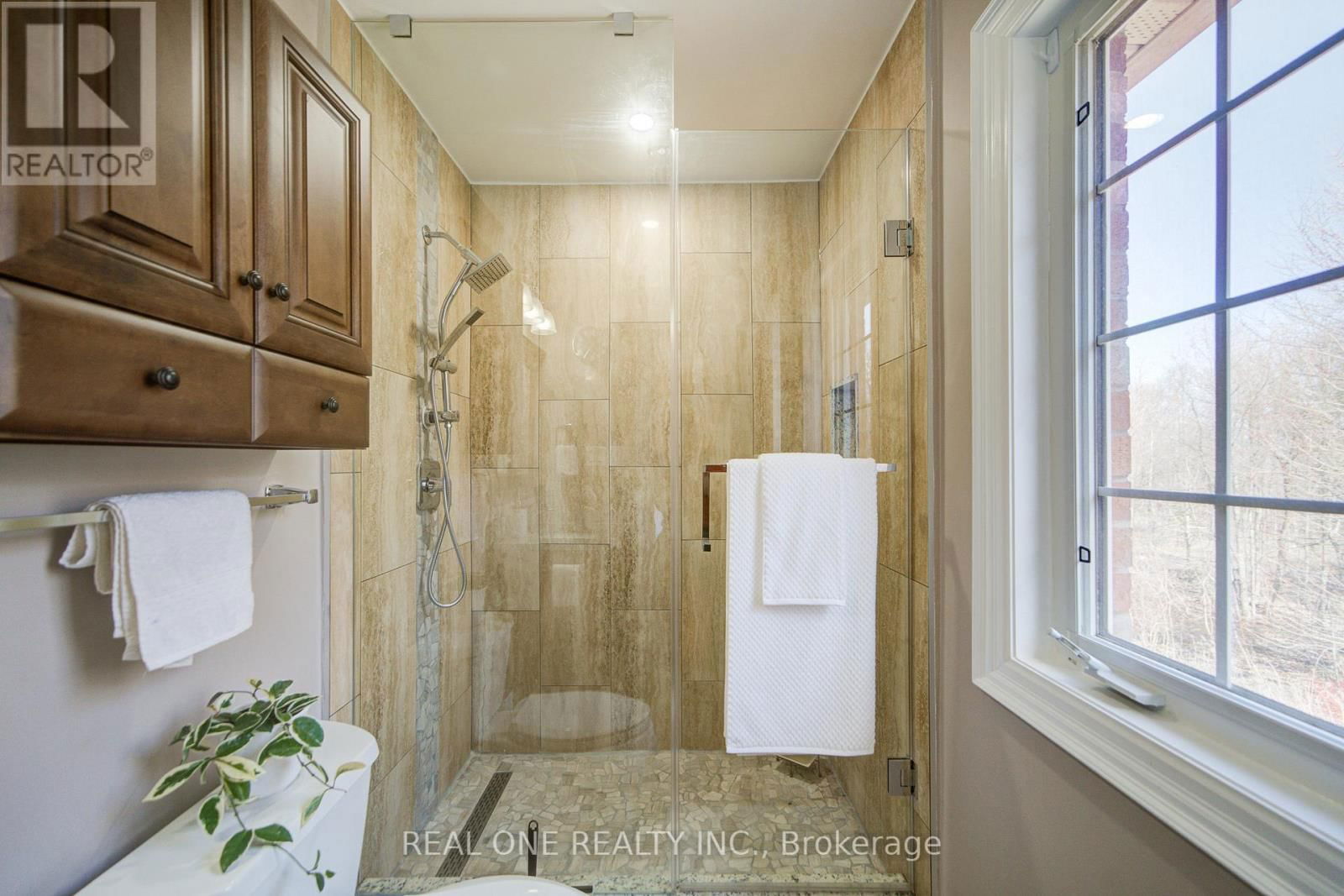 36 BRILL COURT Image 36