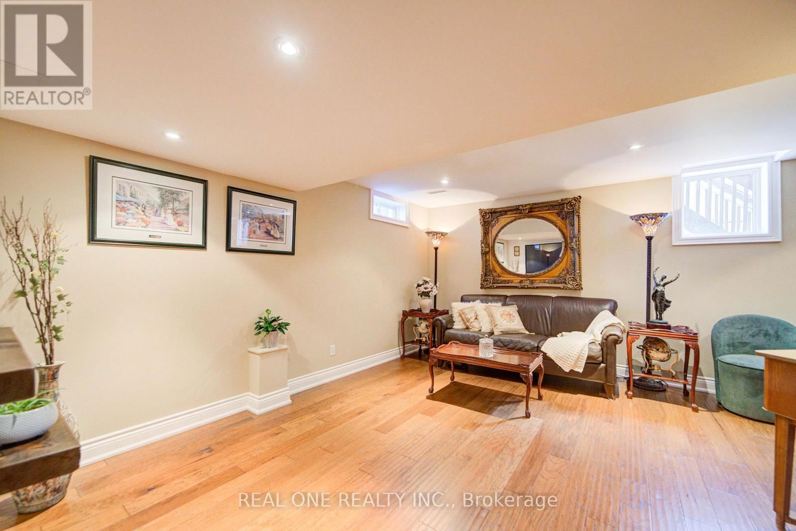 36 BRILL COURT Image 40