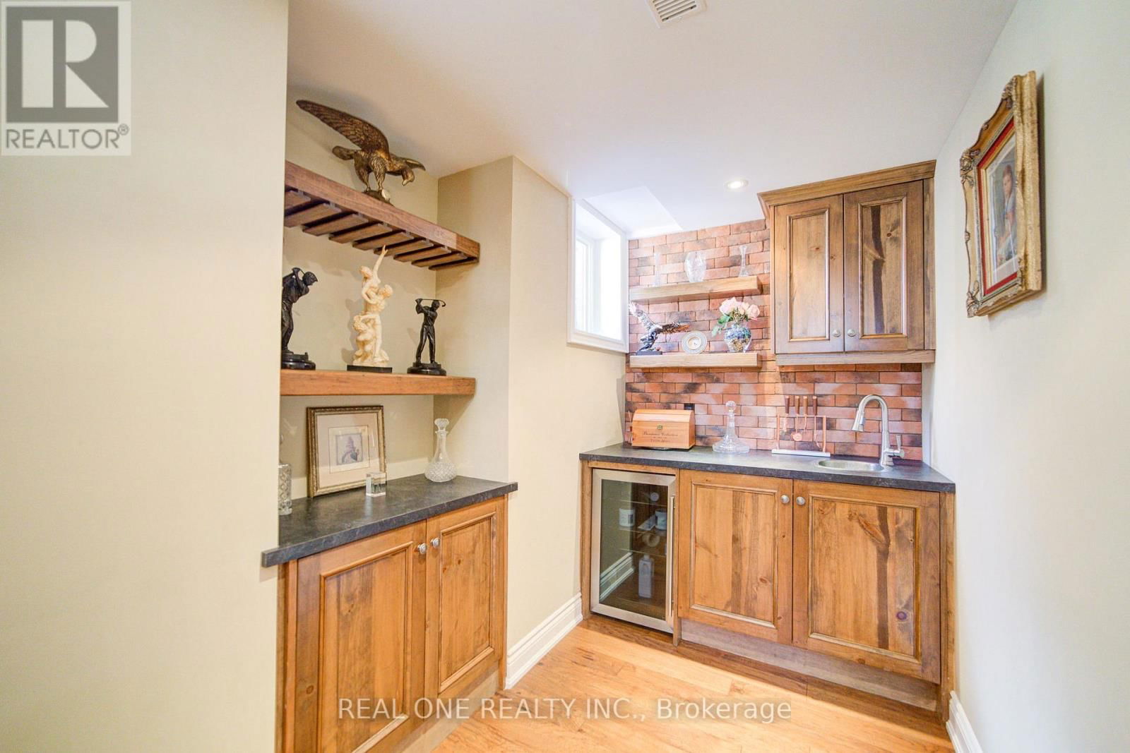 36 BRILL COURT Image 42