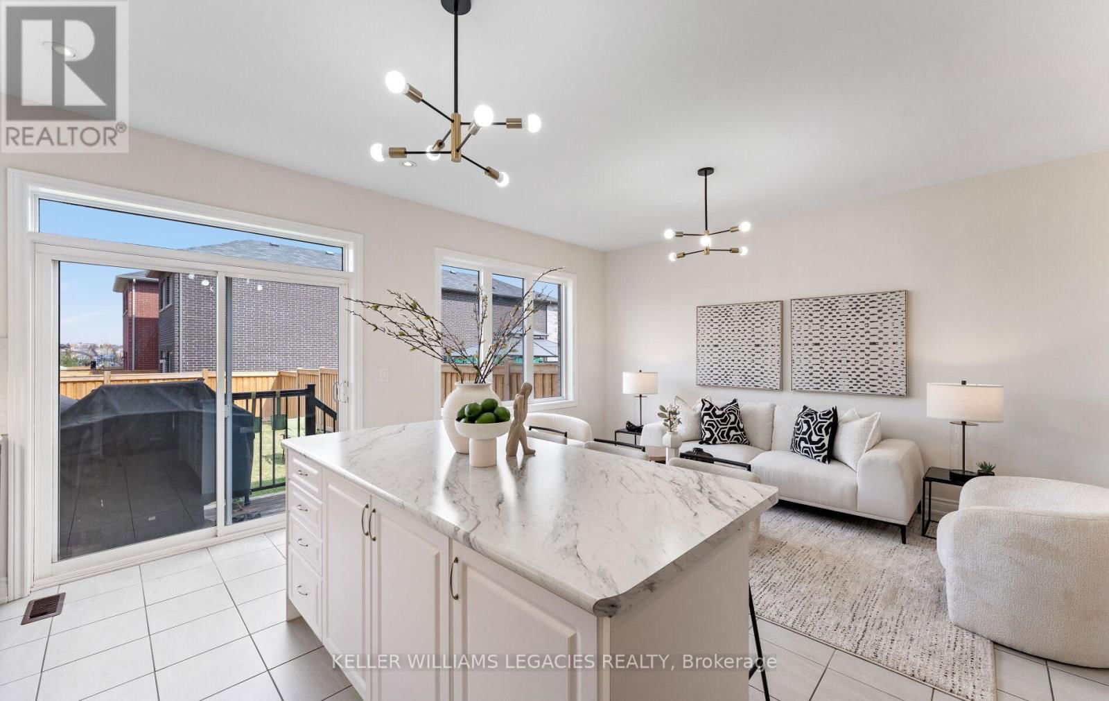 25 VELIA COURT Image 14