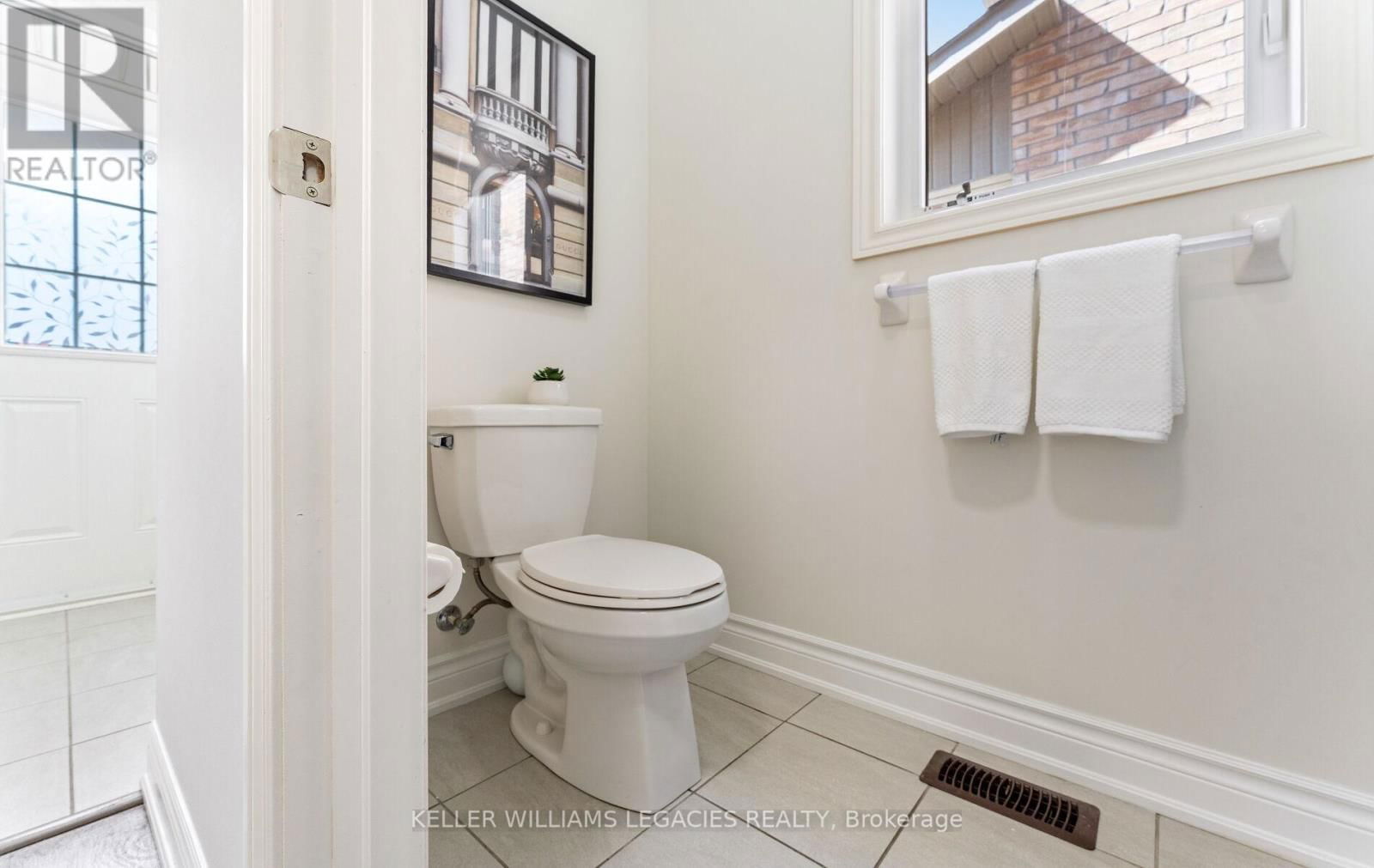 25 VELIA COURT Image 16