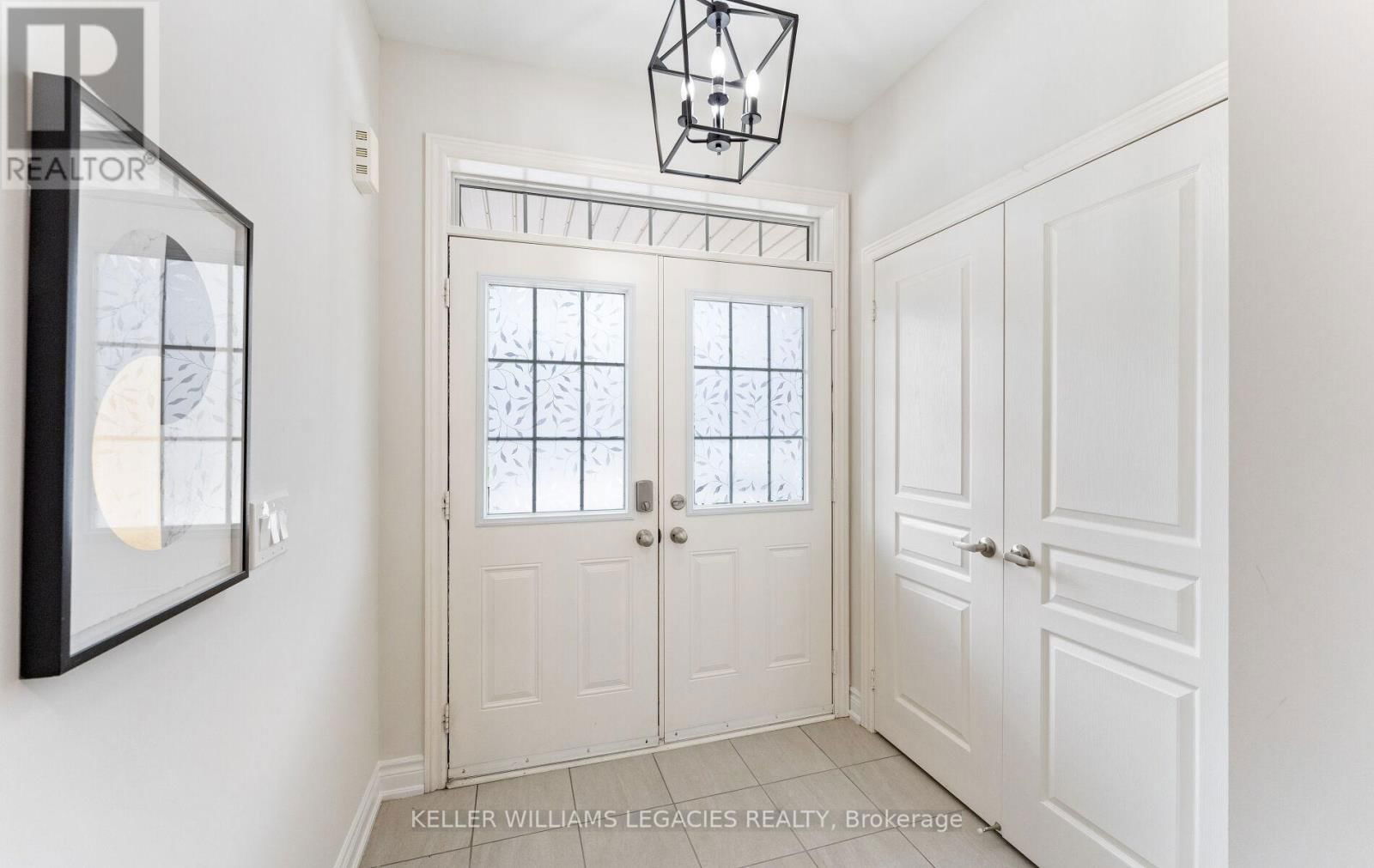 25 VELIA COURT Image 4