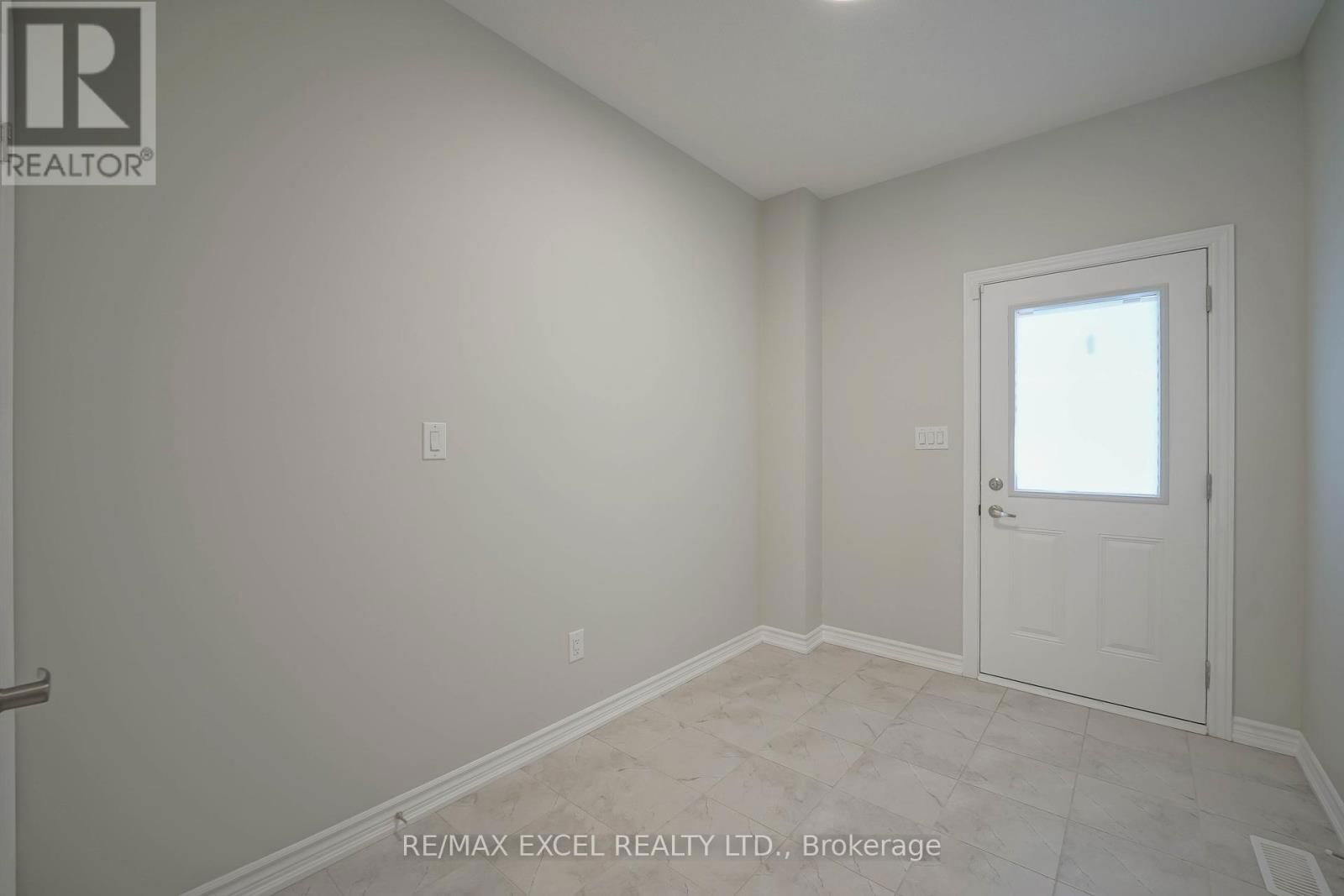 11 CHICAGO LANE Image 4