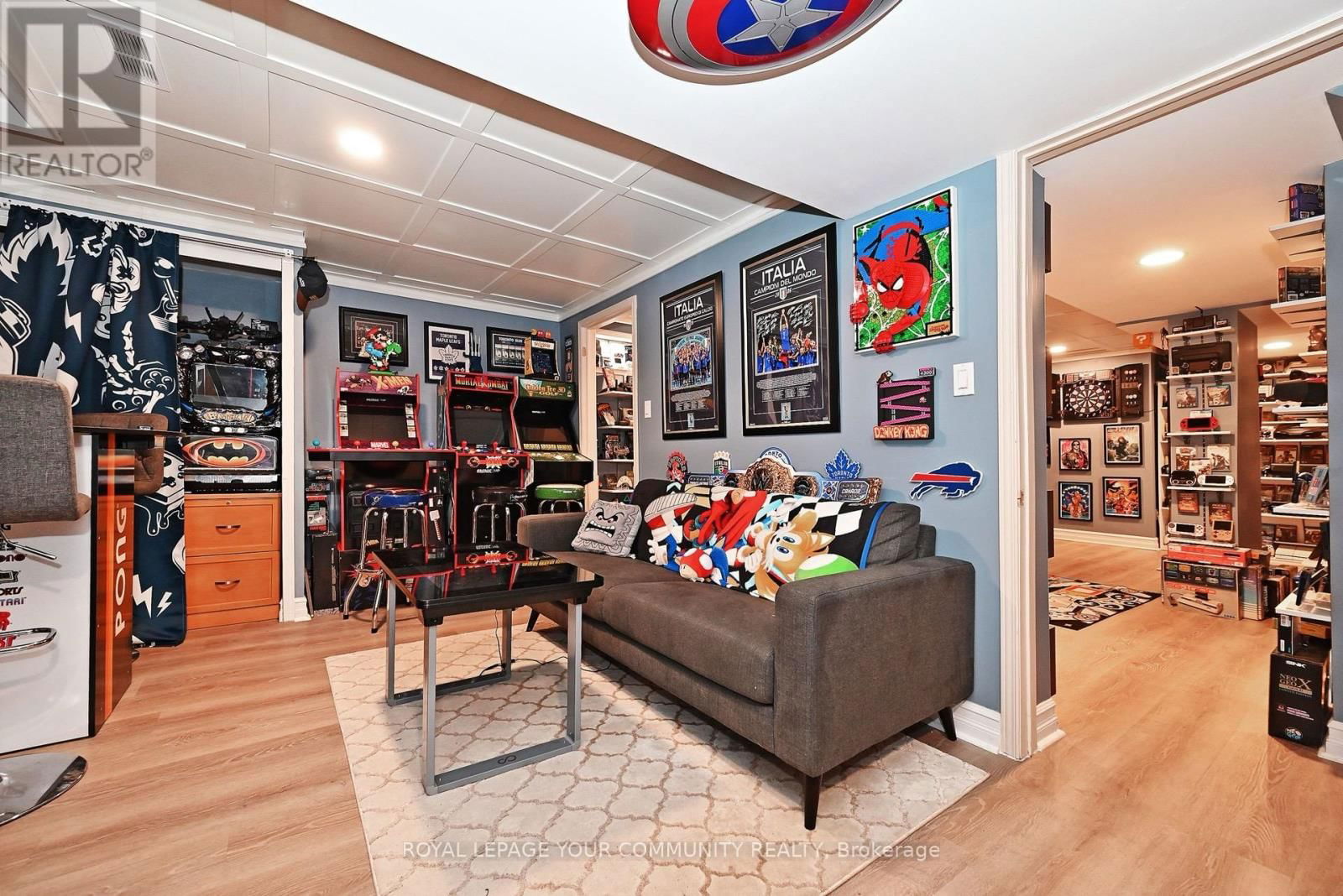 32 SHERIE DRIVE Image 24