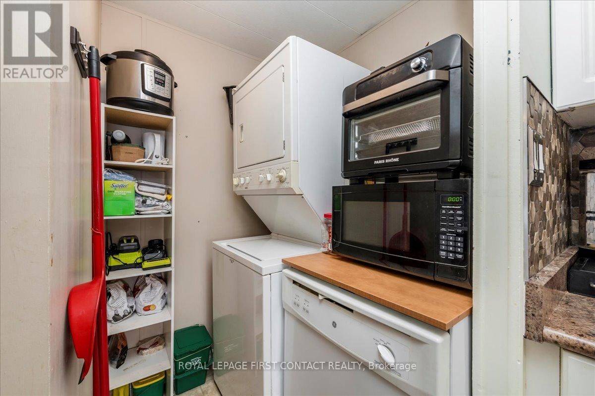 18 HAWTHORNE DRIVE Image 12