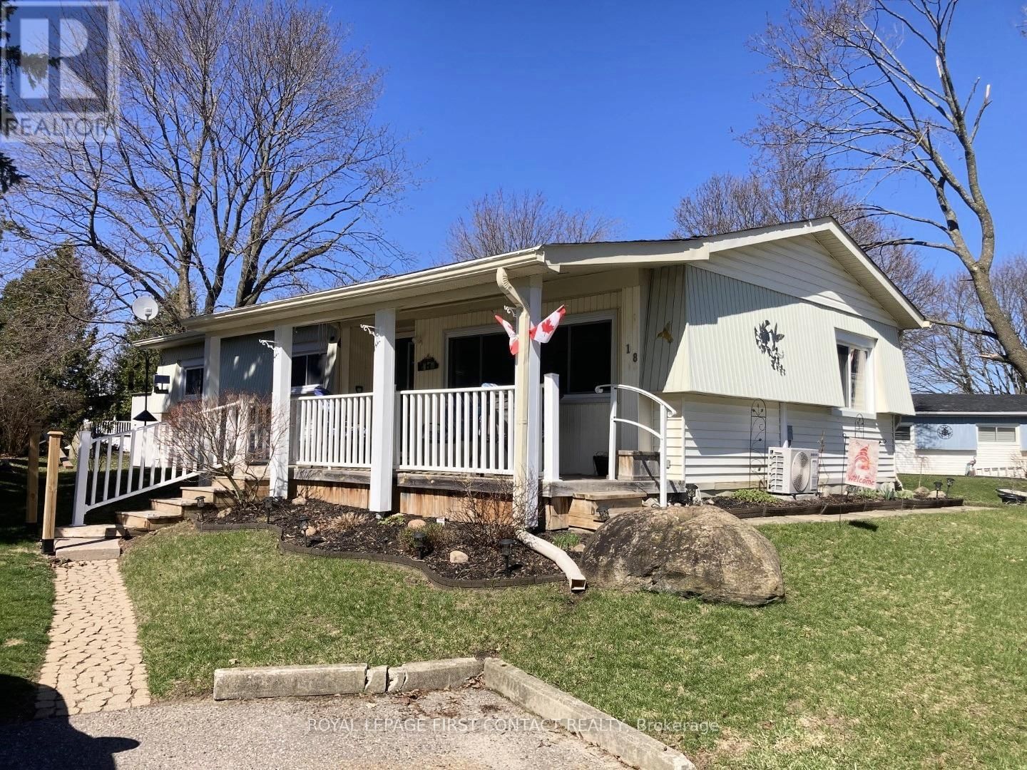 18 HAWTHORNE DRIVE Image 23