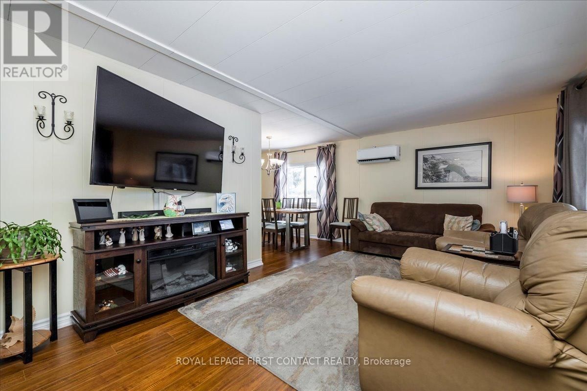 18 HAWTHORNE DRIVE Image 7