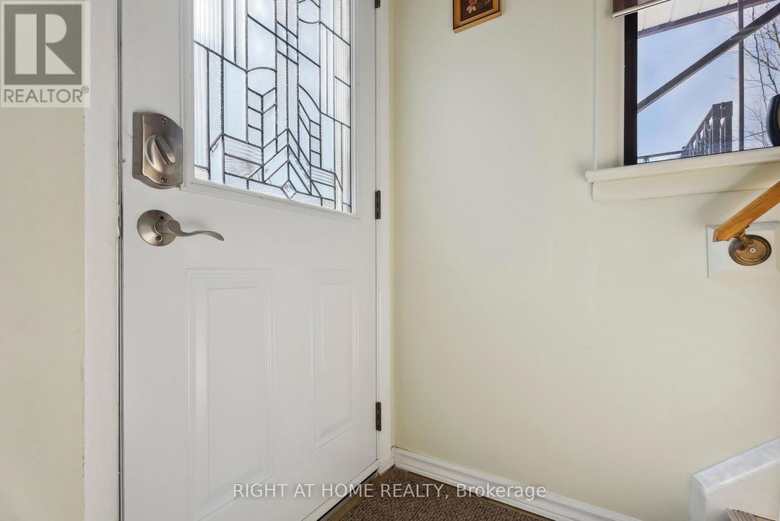 285 LENNOX AVENUE Image 15
