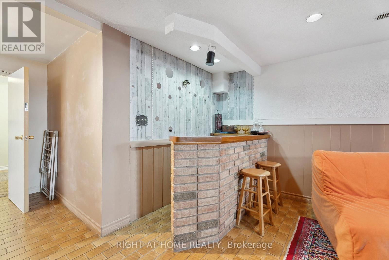 285 LENNOX AVENUE Image 21