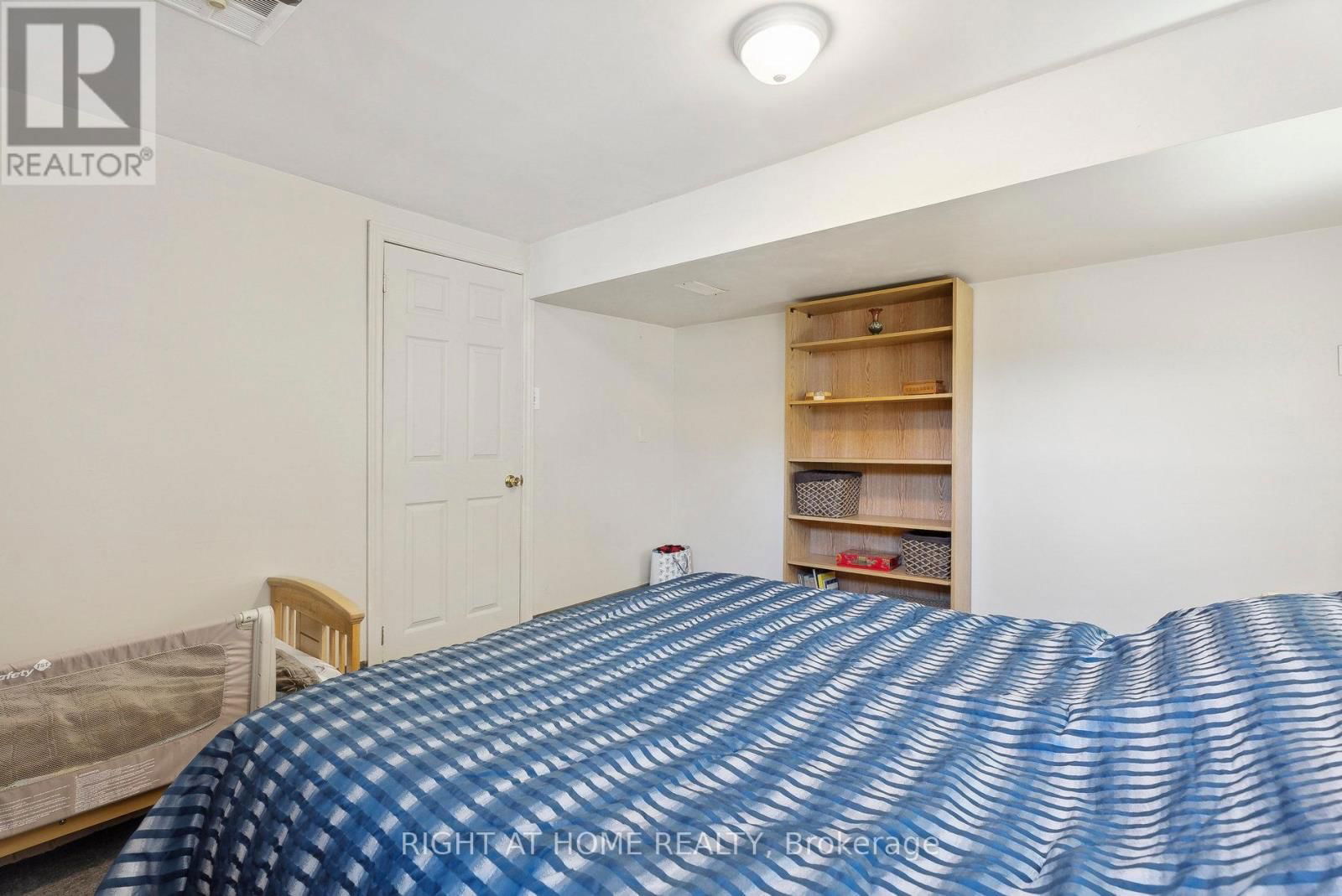 285 LENNOX AVENUE Image 26