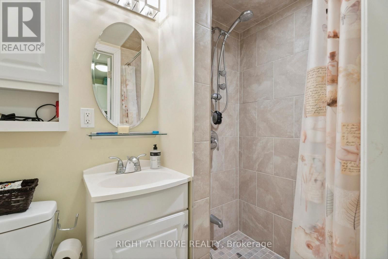 285 LENNOX AVENUE Image 28