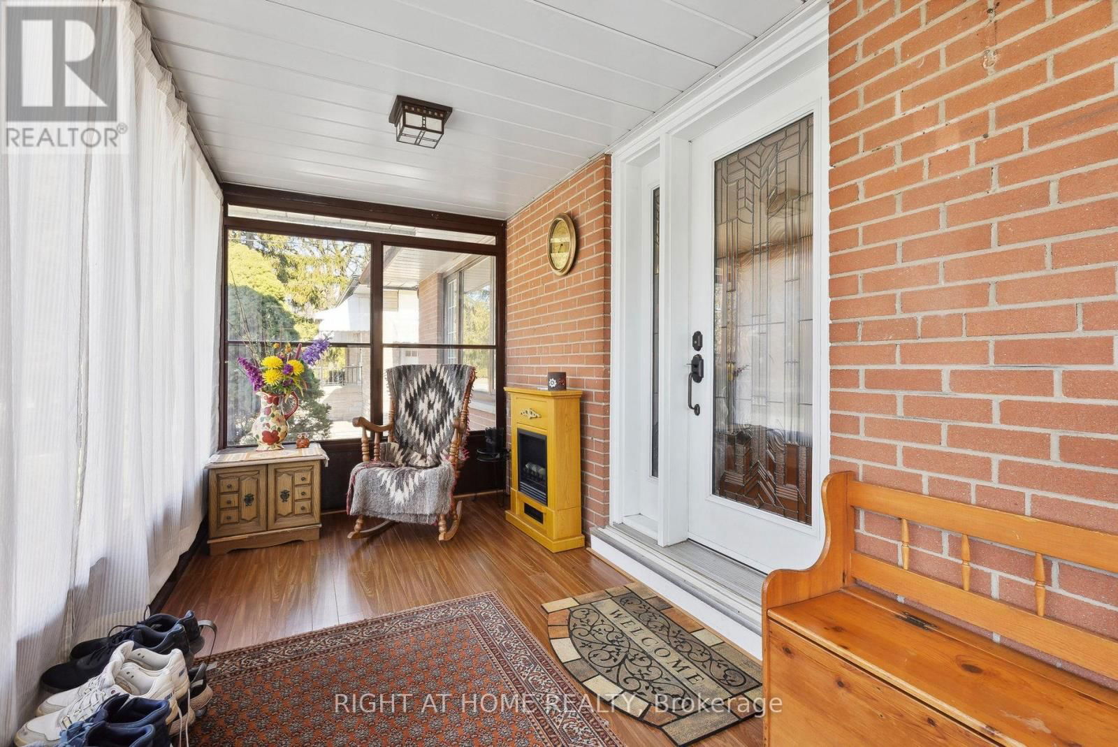 285 LENNOX AVENUE Image 3