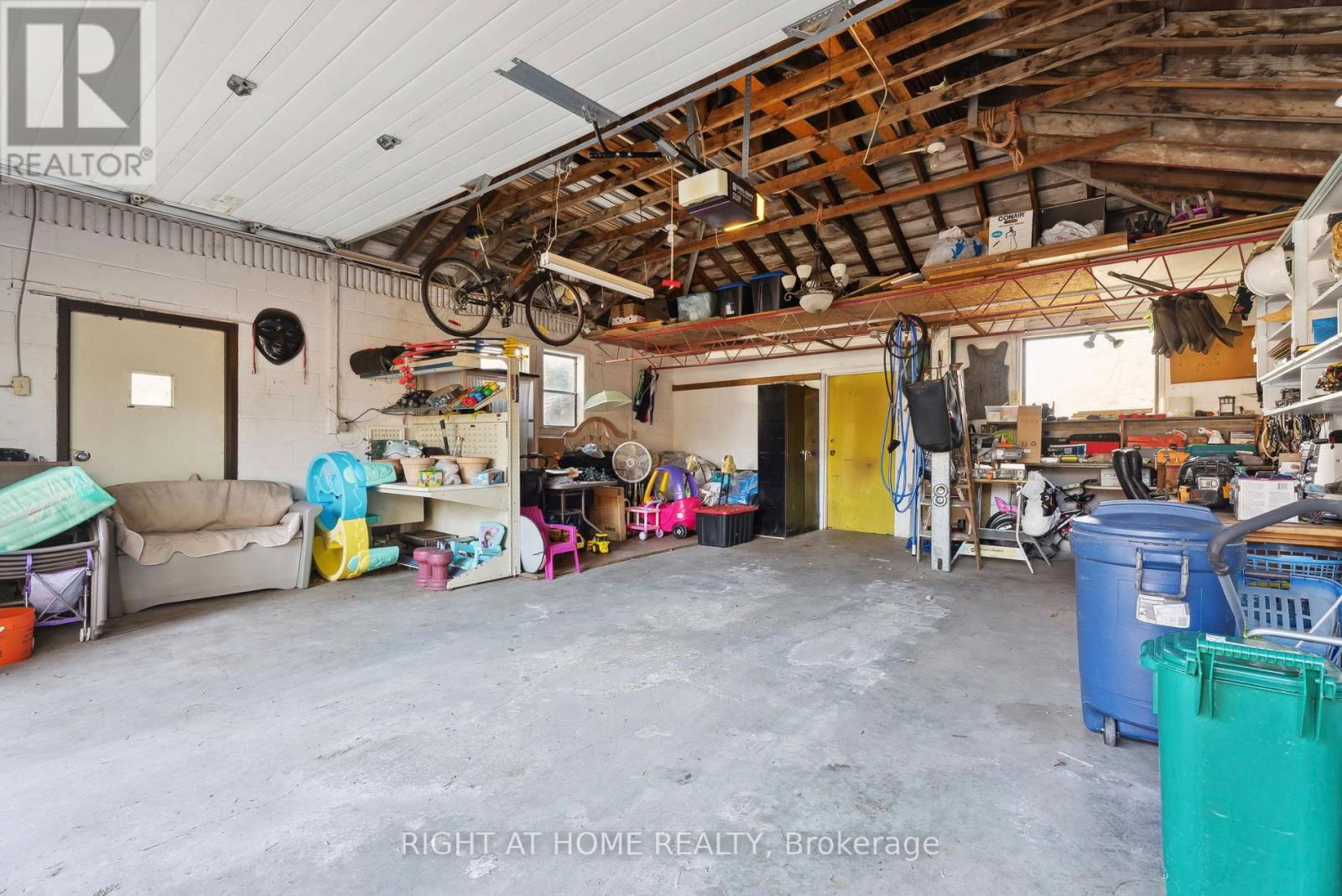 285 LENNOX AVENUE Image 30