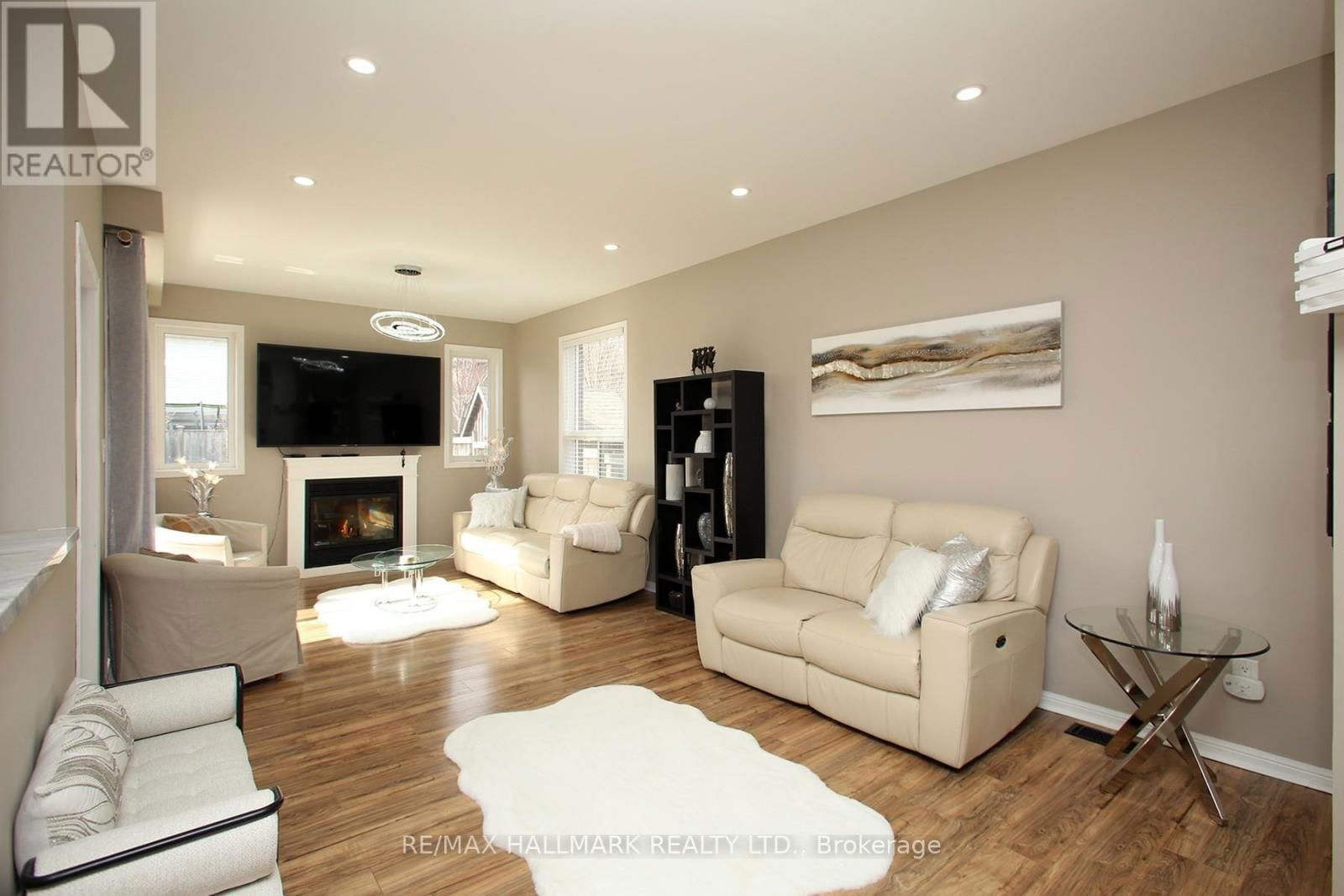 53 RUSSELL BARTON LANE Image 10