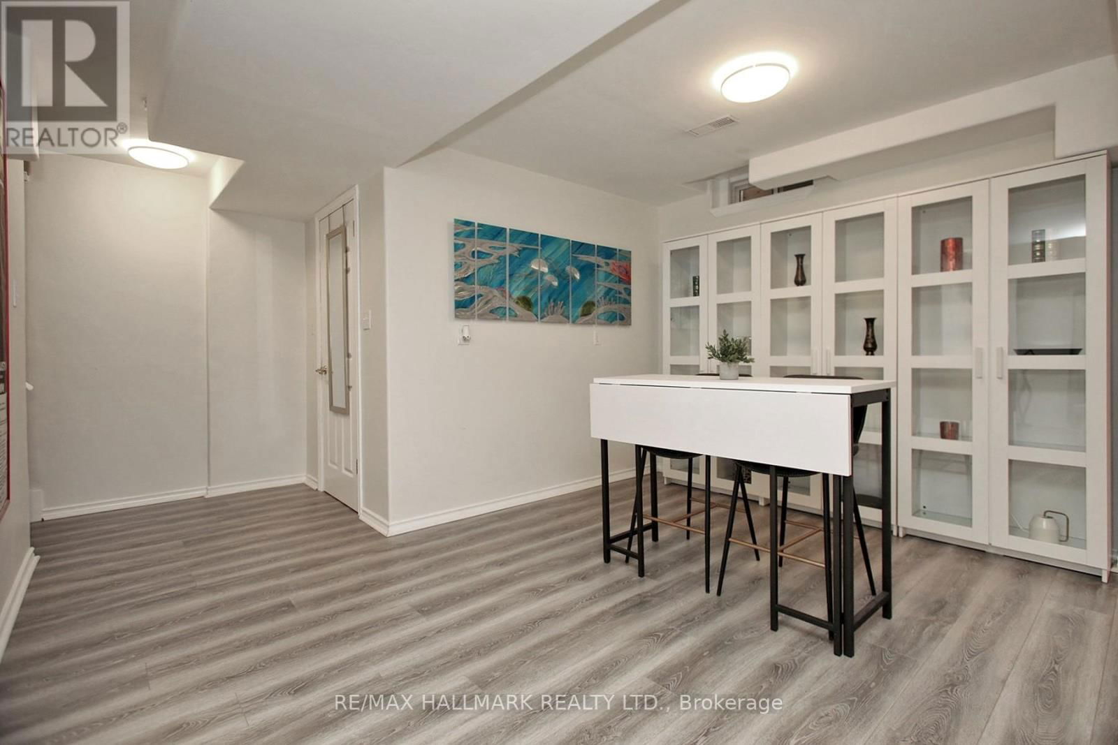 53 RUSSELL BARTON LANE Image 32