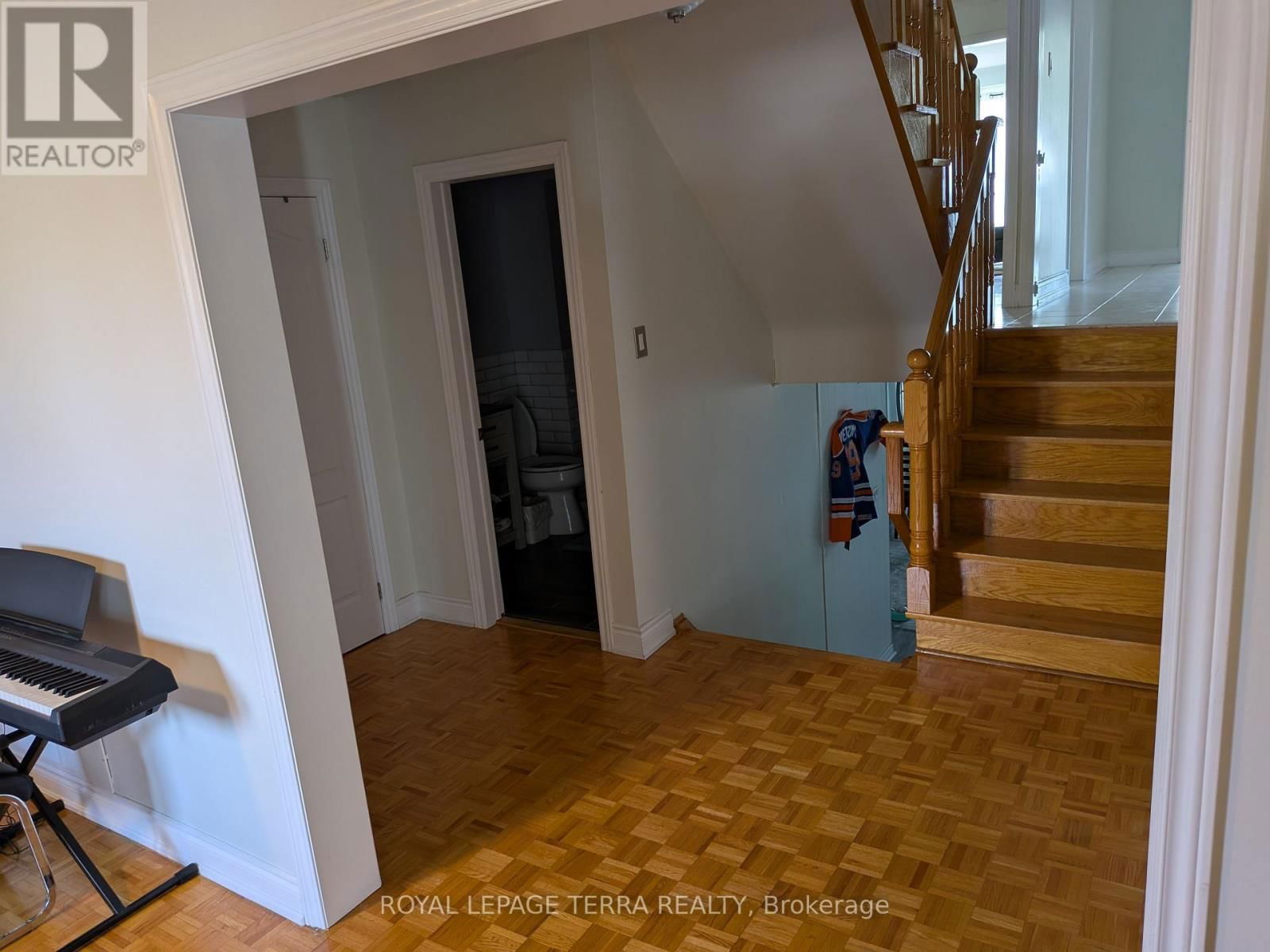 174 ANDREW PARK Image 16
