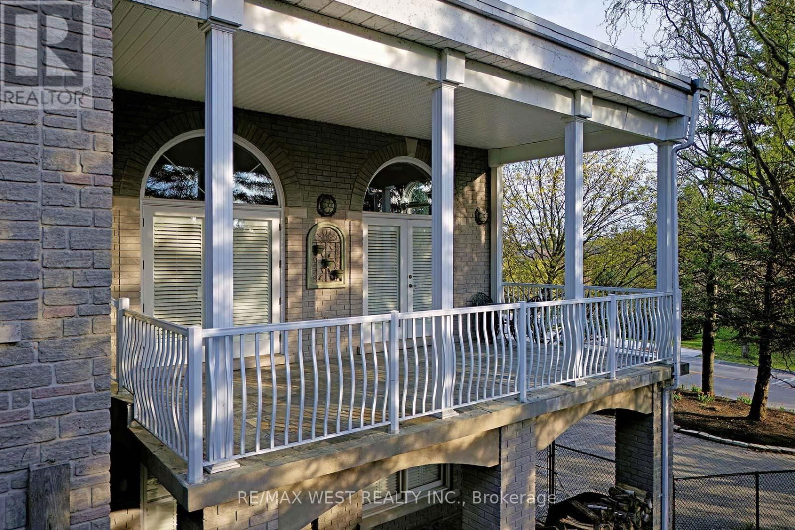 5 HUMBERVIEW DRIVE Image 17