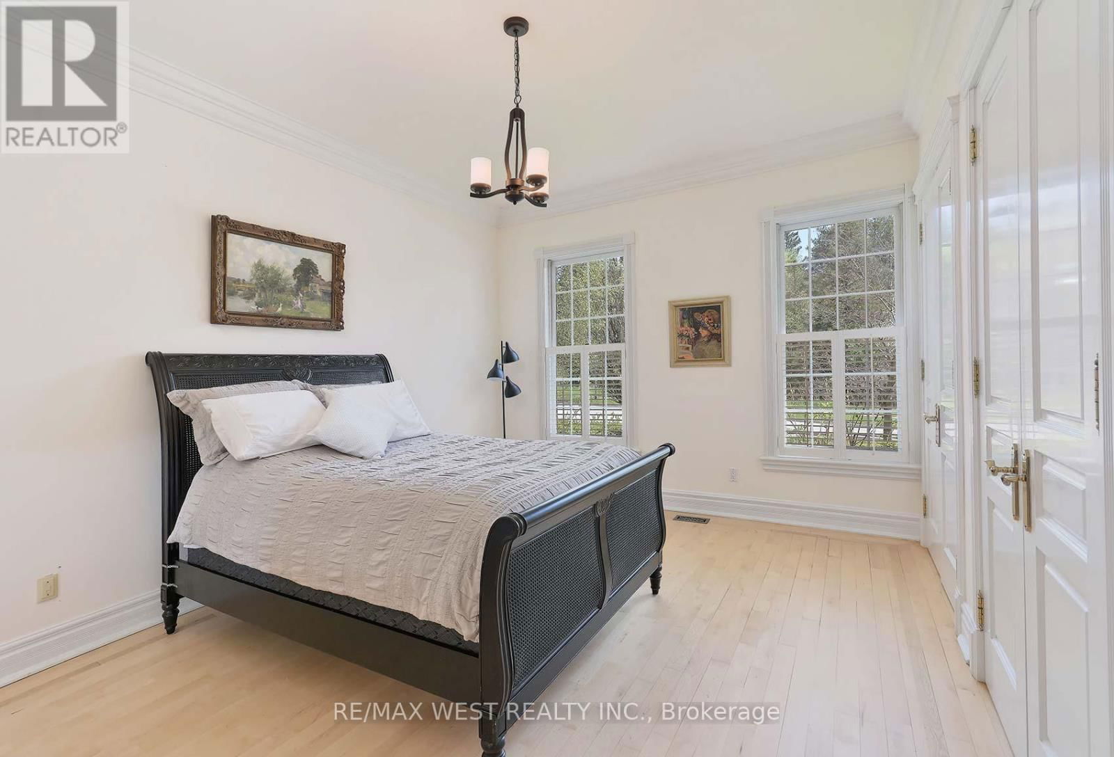 5 HUMBERVIEW DRIVE Image 21