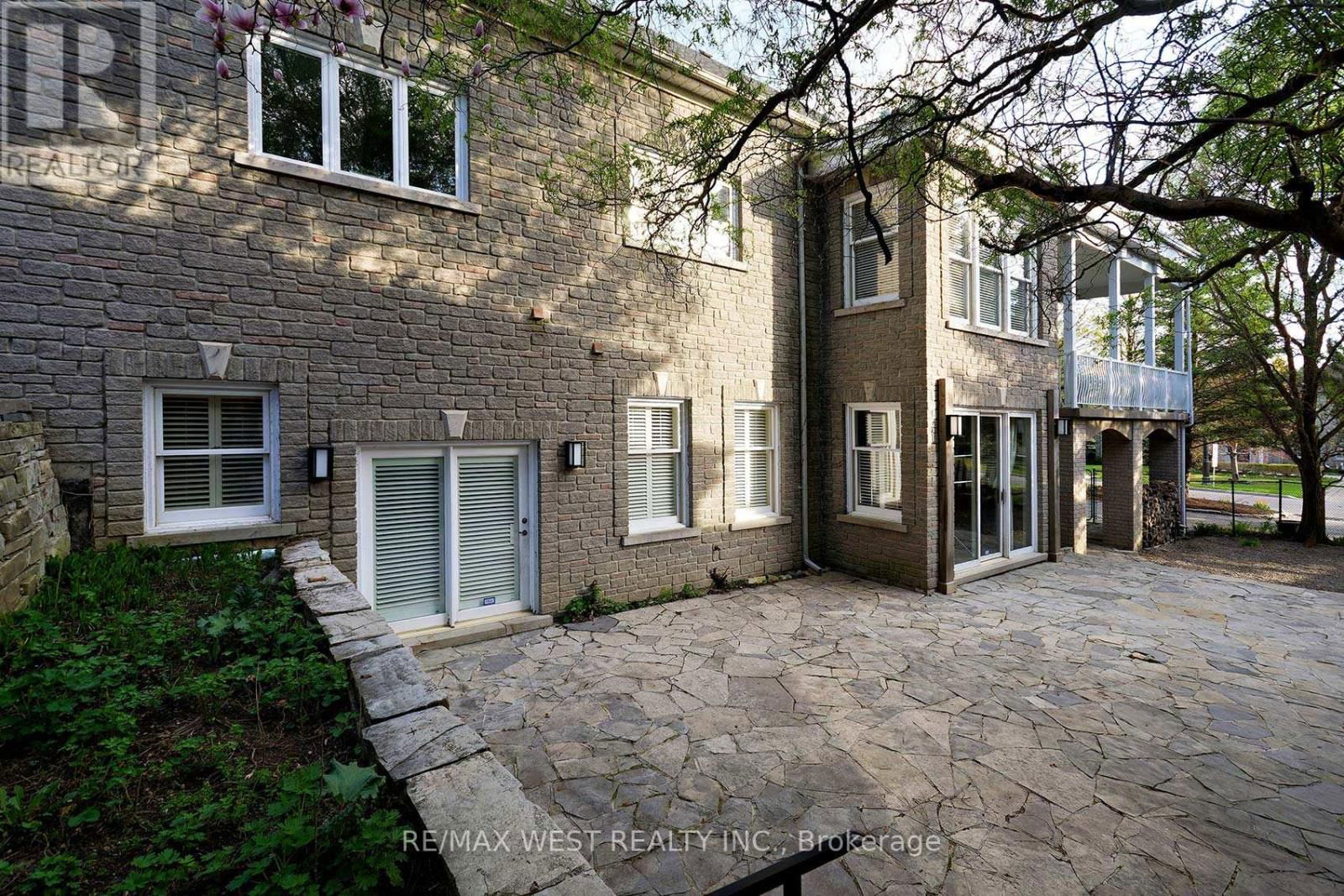 5 HUMBERVIEW DRIVE Image 48