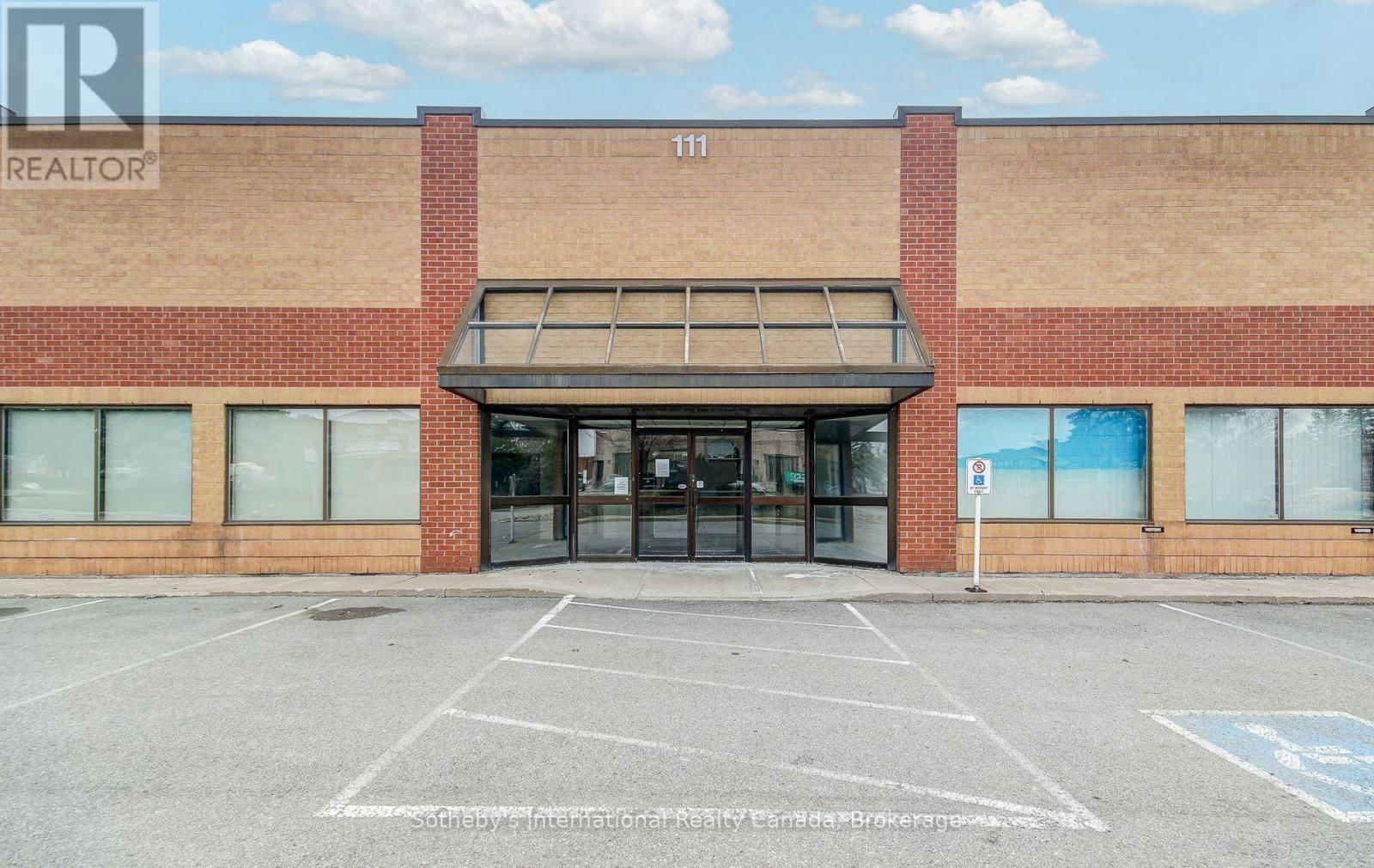 111 CARLAUREN ROAD Image 1