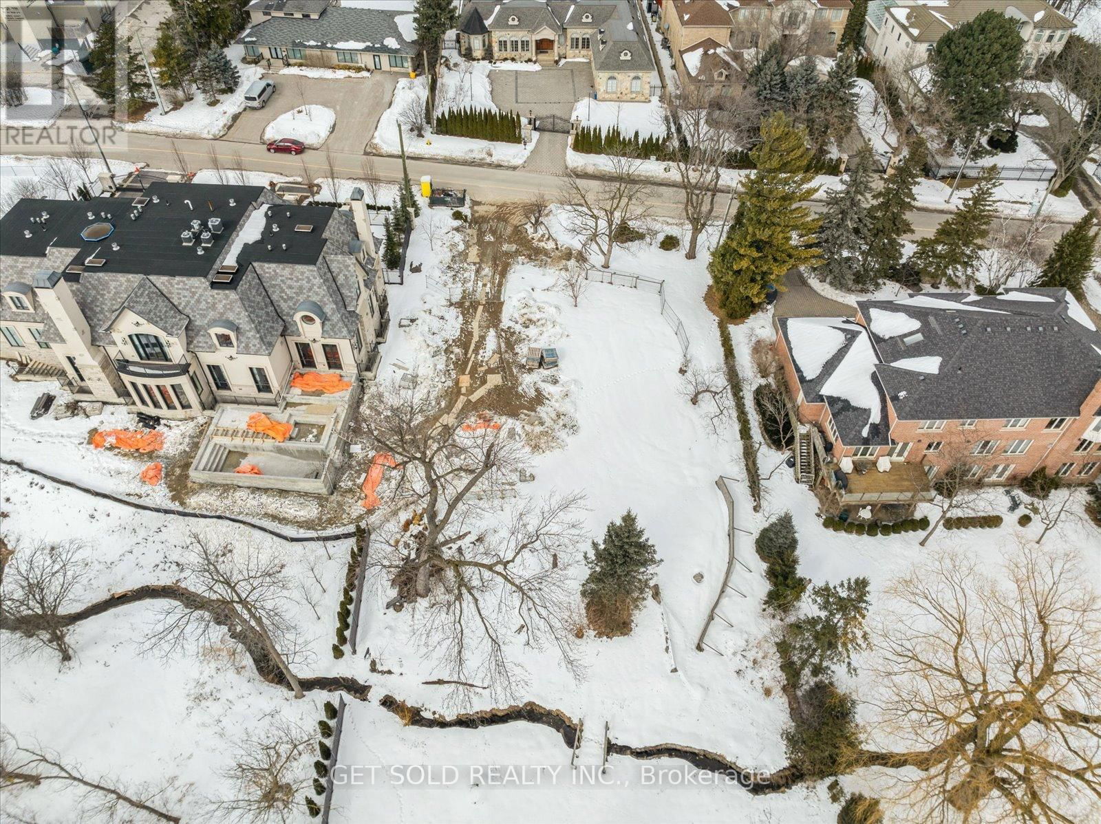 139 THORNRIDGE DRIVE Image 14
