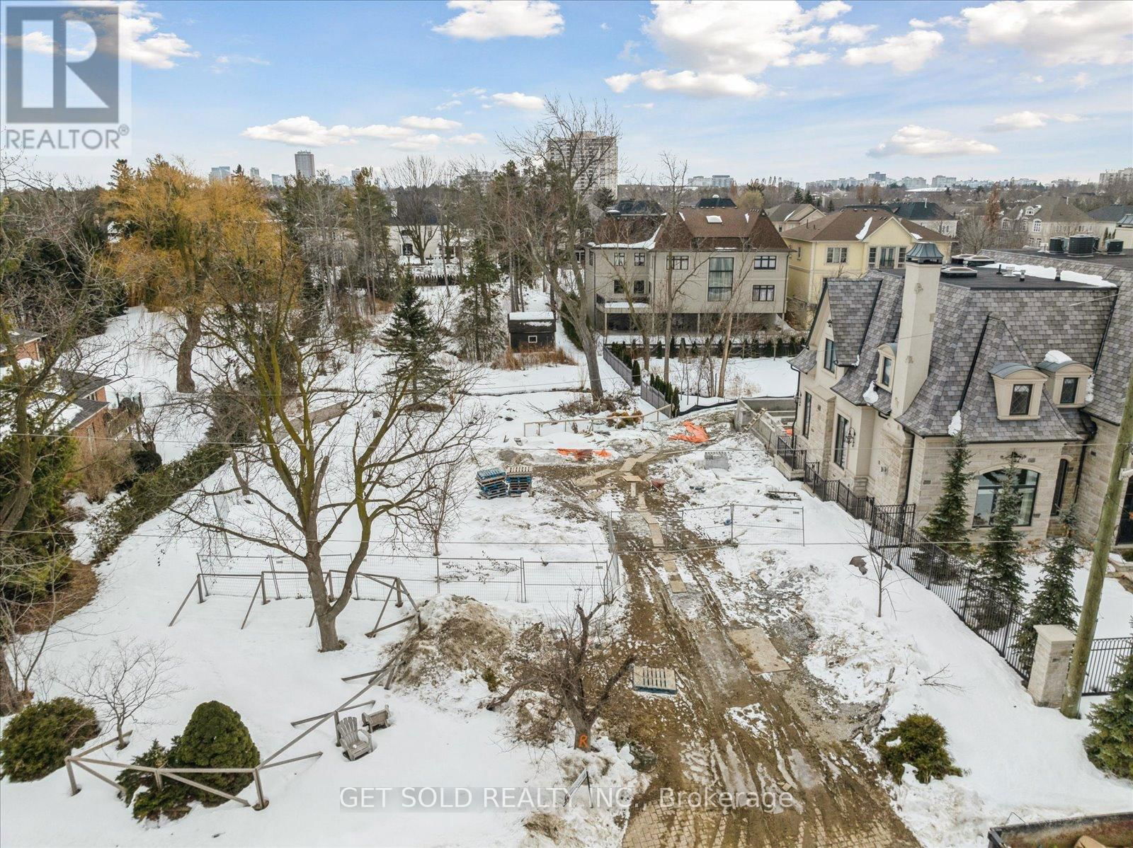 139 THORNRIDGE DRIVE Image 9