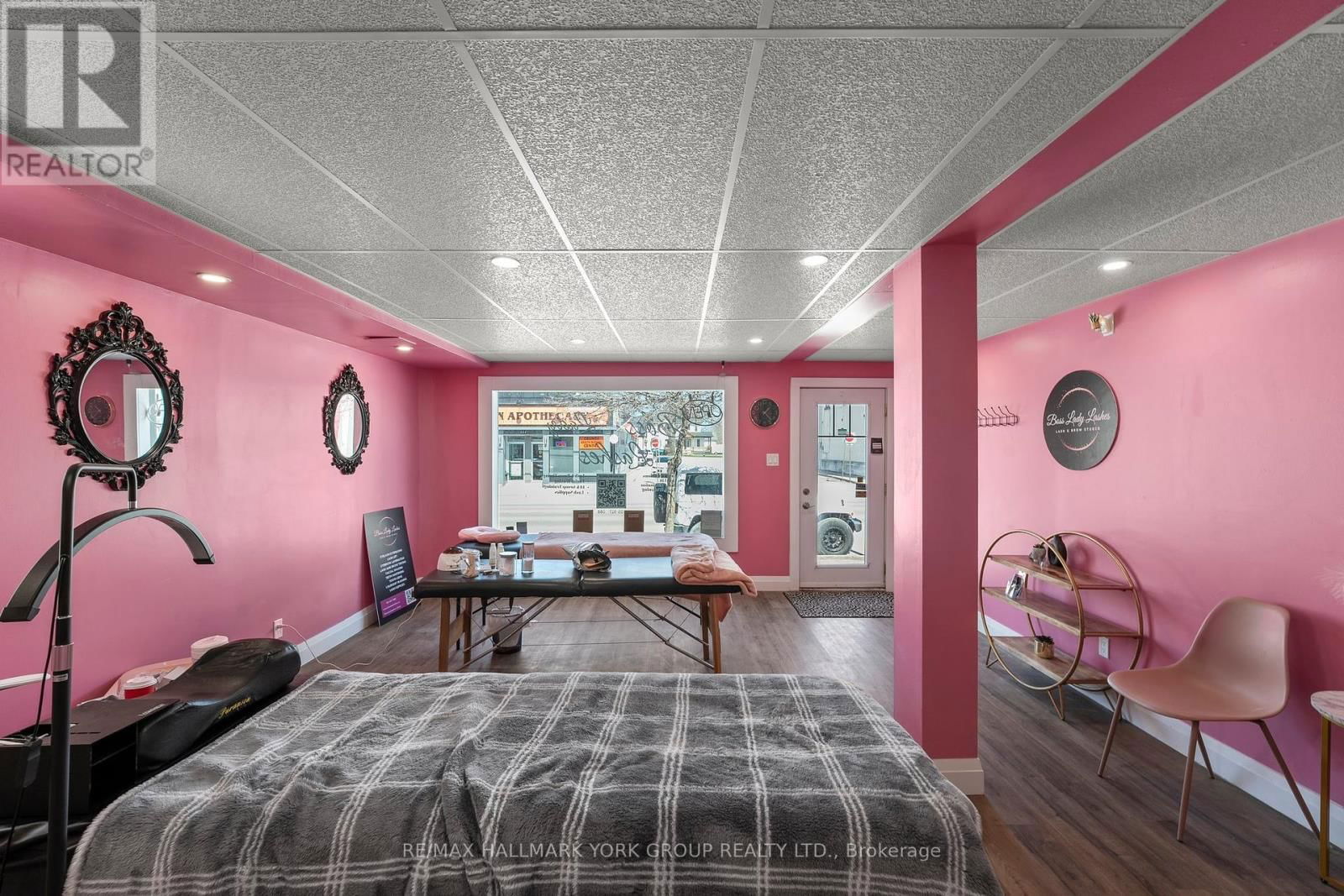 118 HIGH STREET Image 14