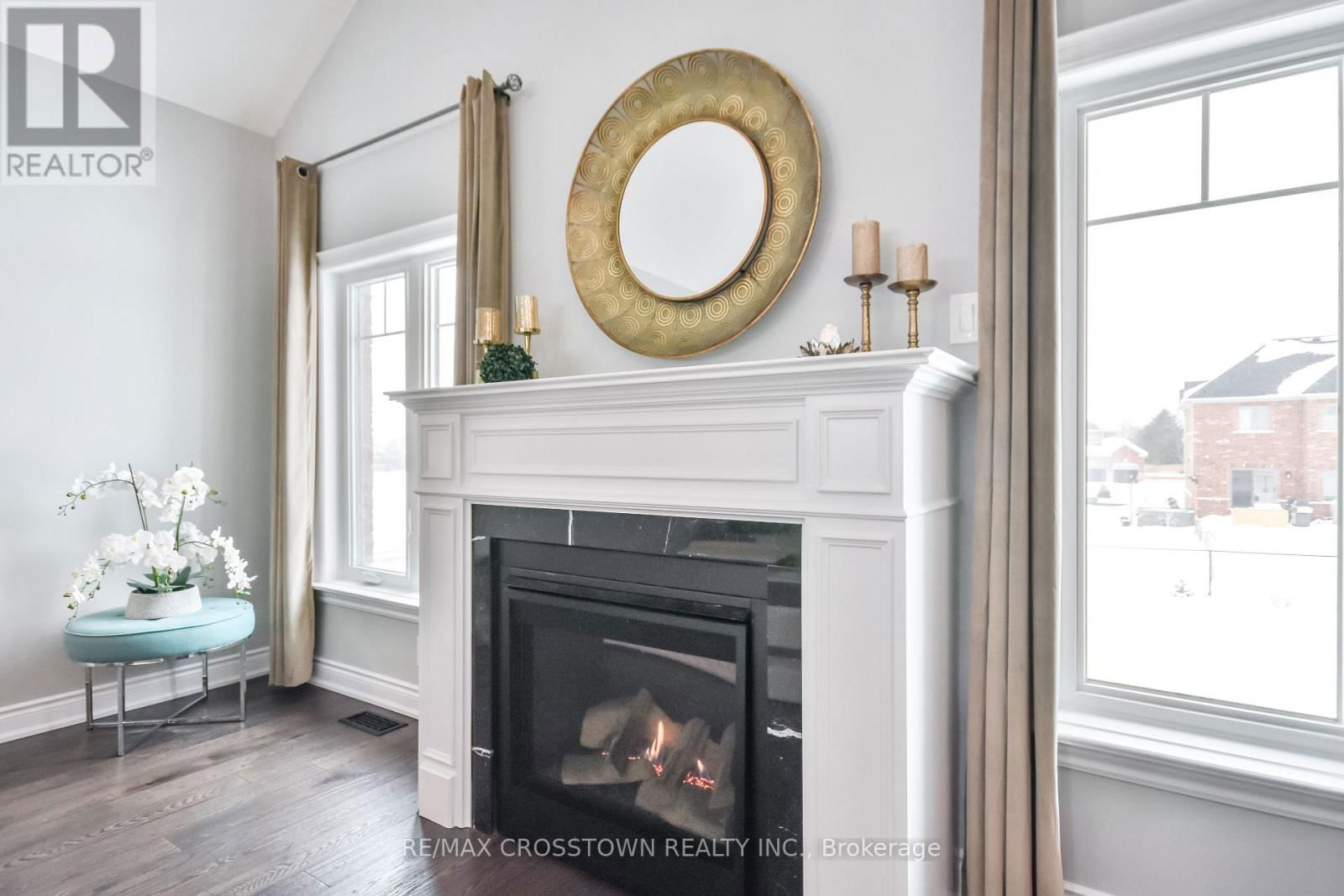 22 STEWART CRESCENT Image 18