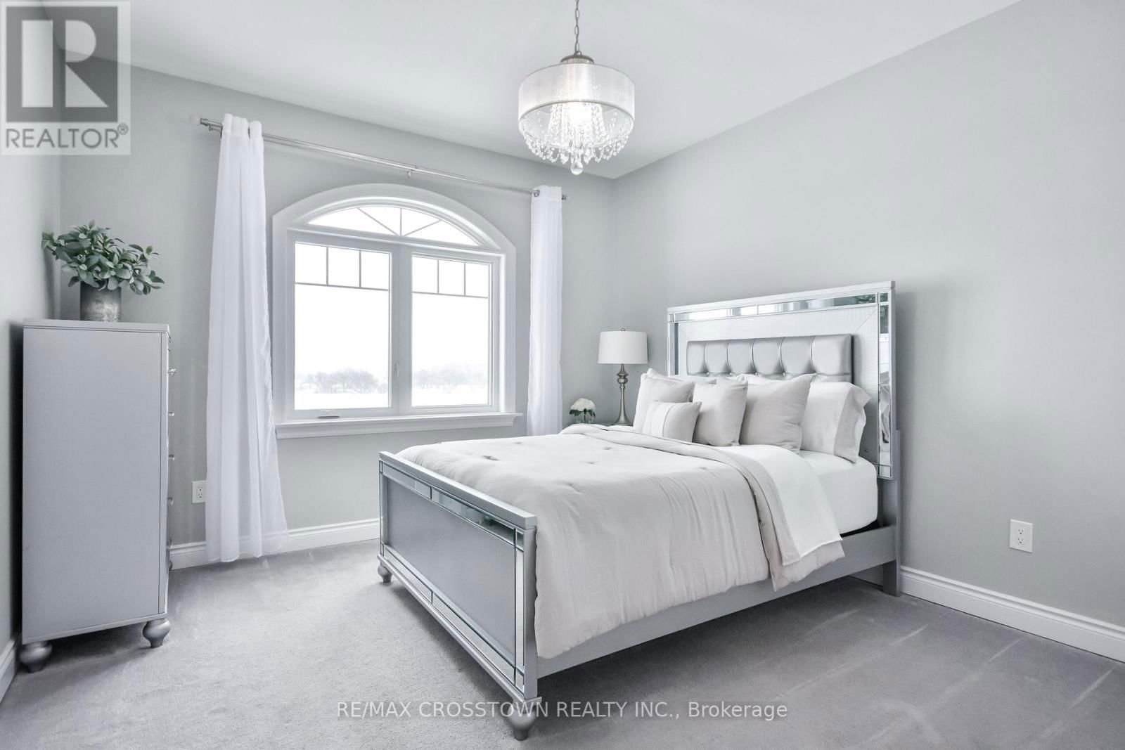 22 STEWART CRESCENT Image 30