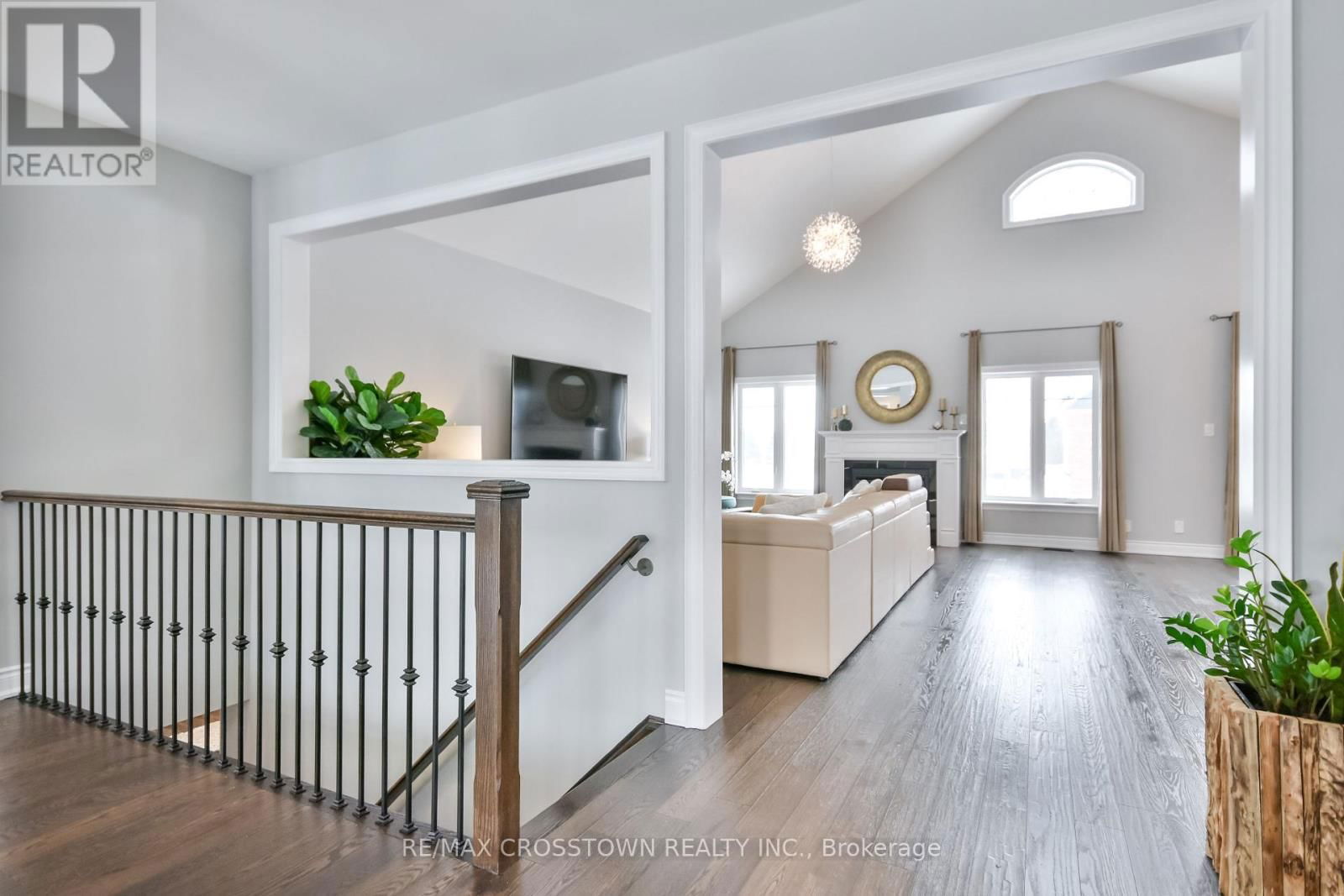 22 STEWART CRESCENT Image 7