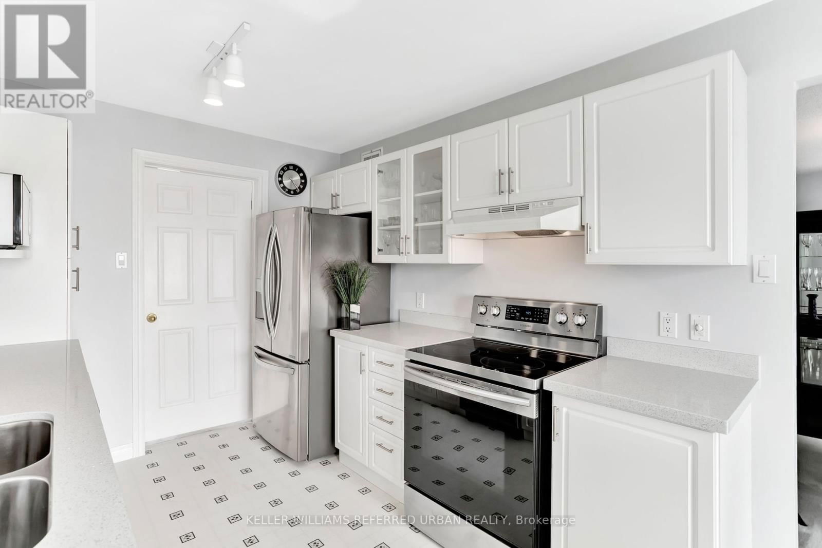 259 PLEASANT BOULEVARD Image 15