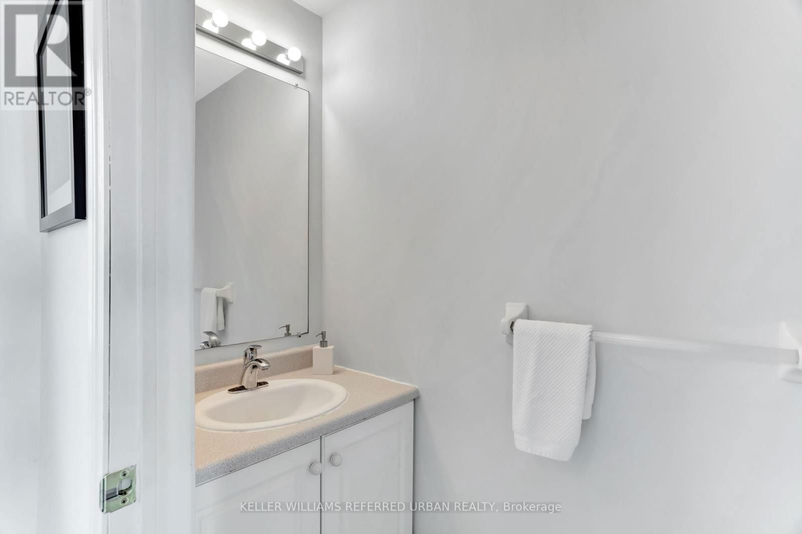 259 PLEASANT BOULEVARD Image 18