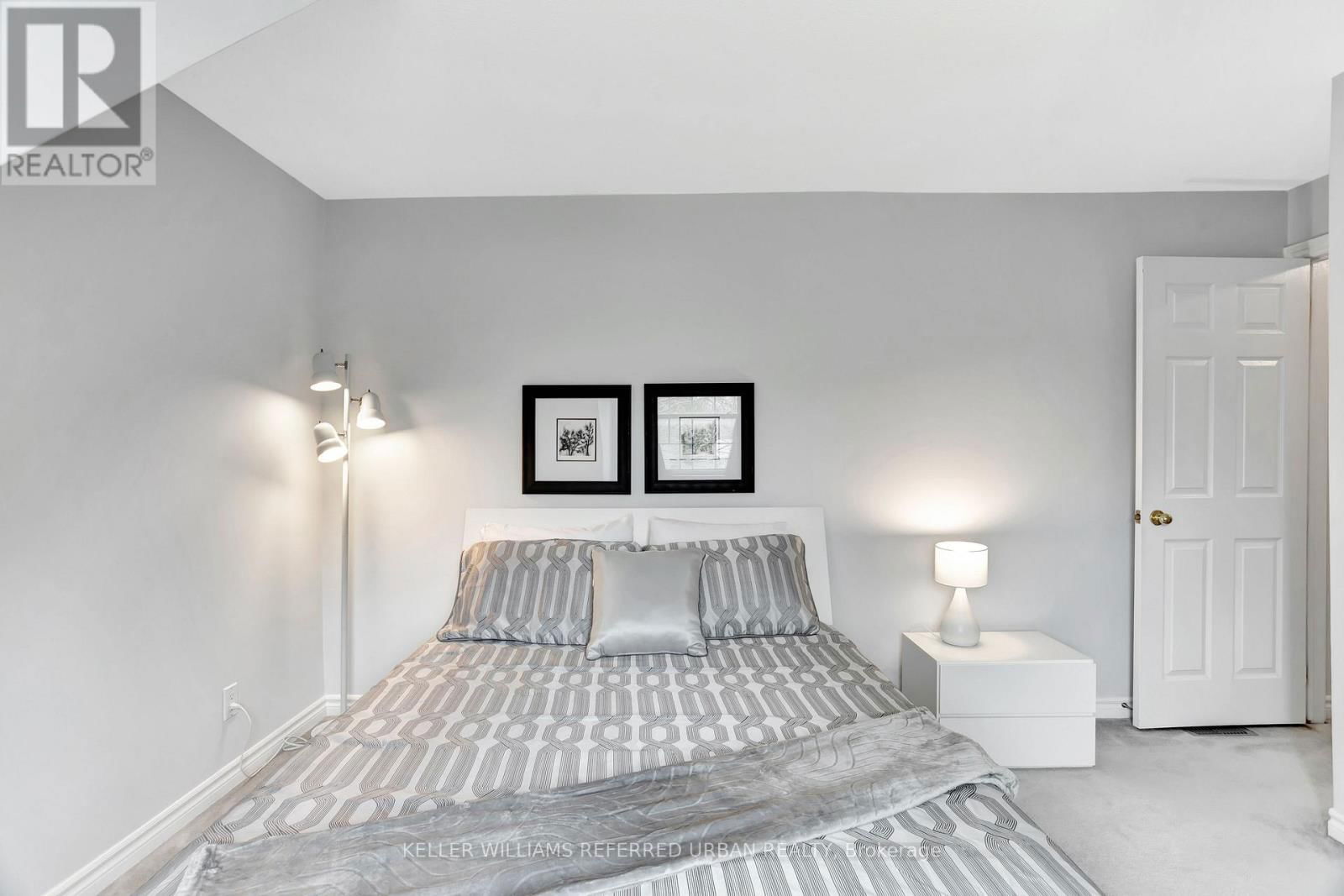259 PLEASANT BOULEVARD Image 26