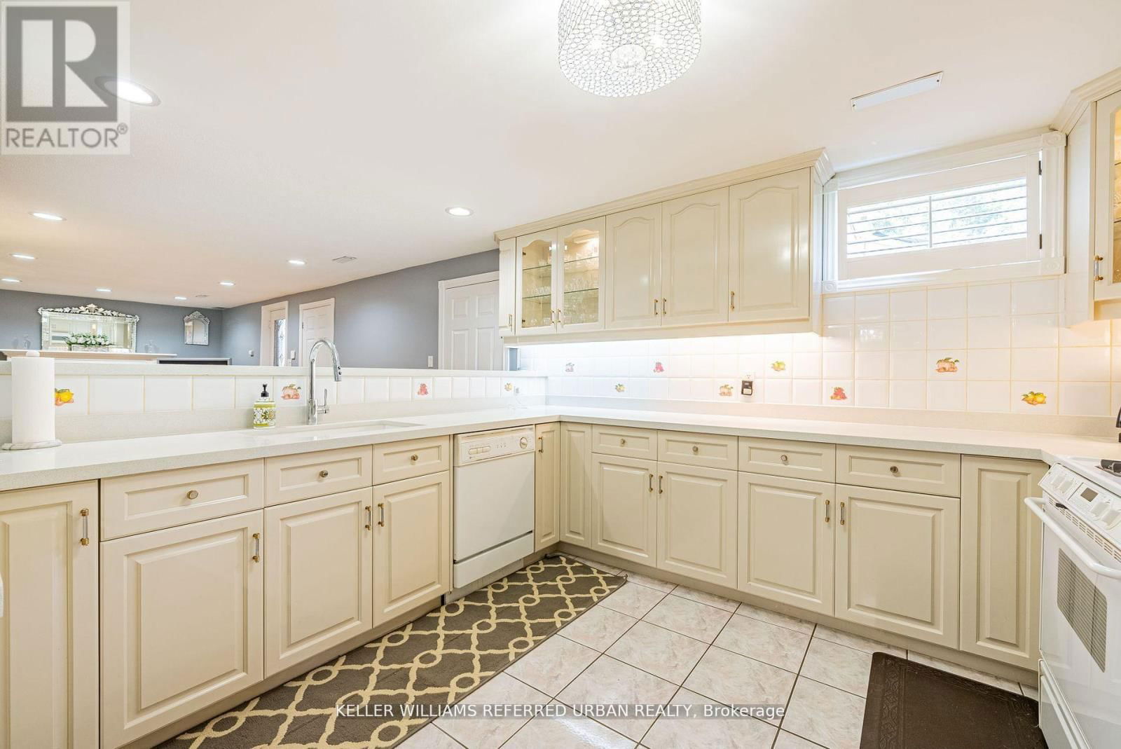 78 BECKENRIDGE DRIVE Image 33