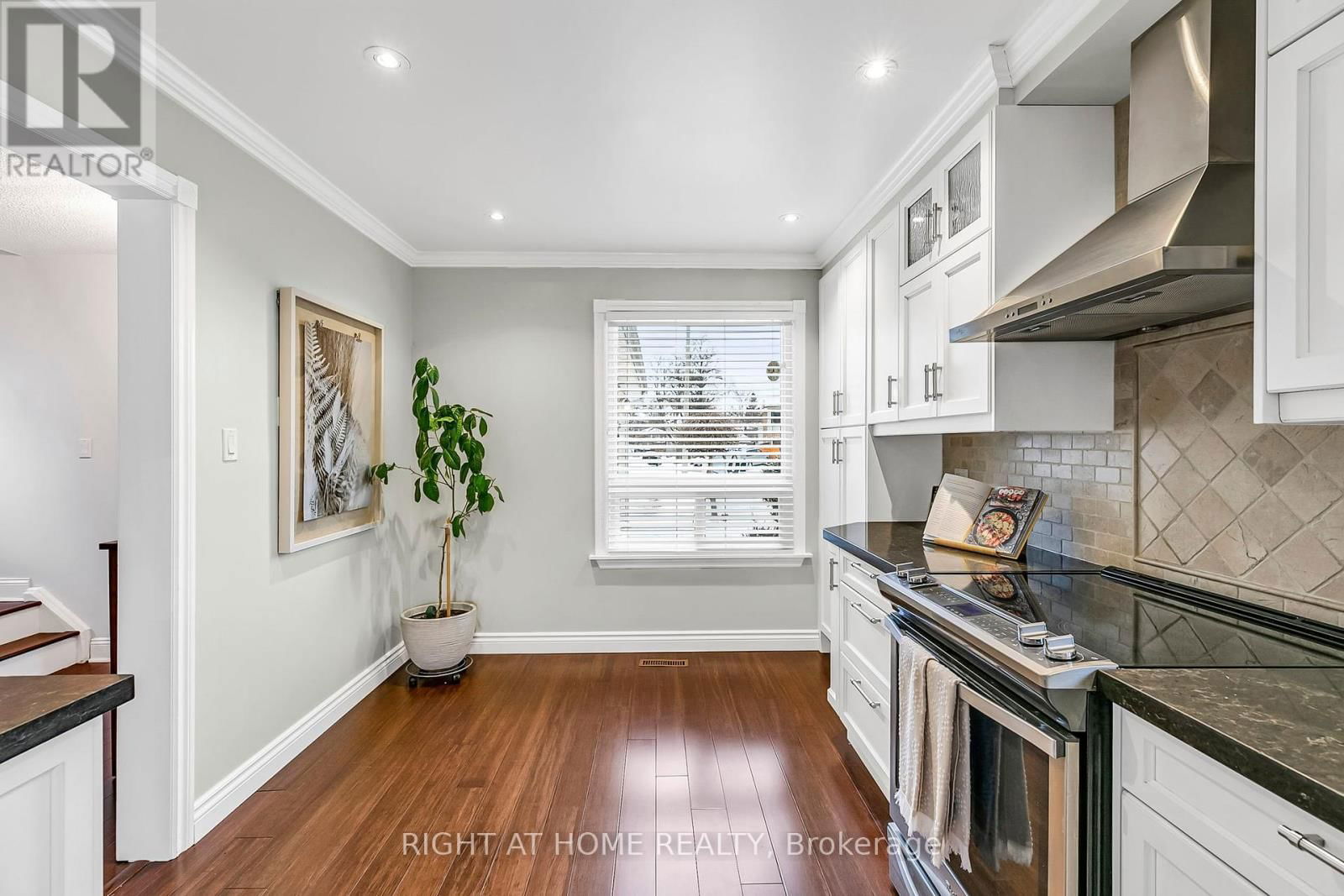 39 ARANKA COURT Image 20
